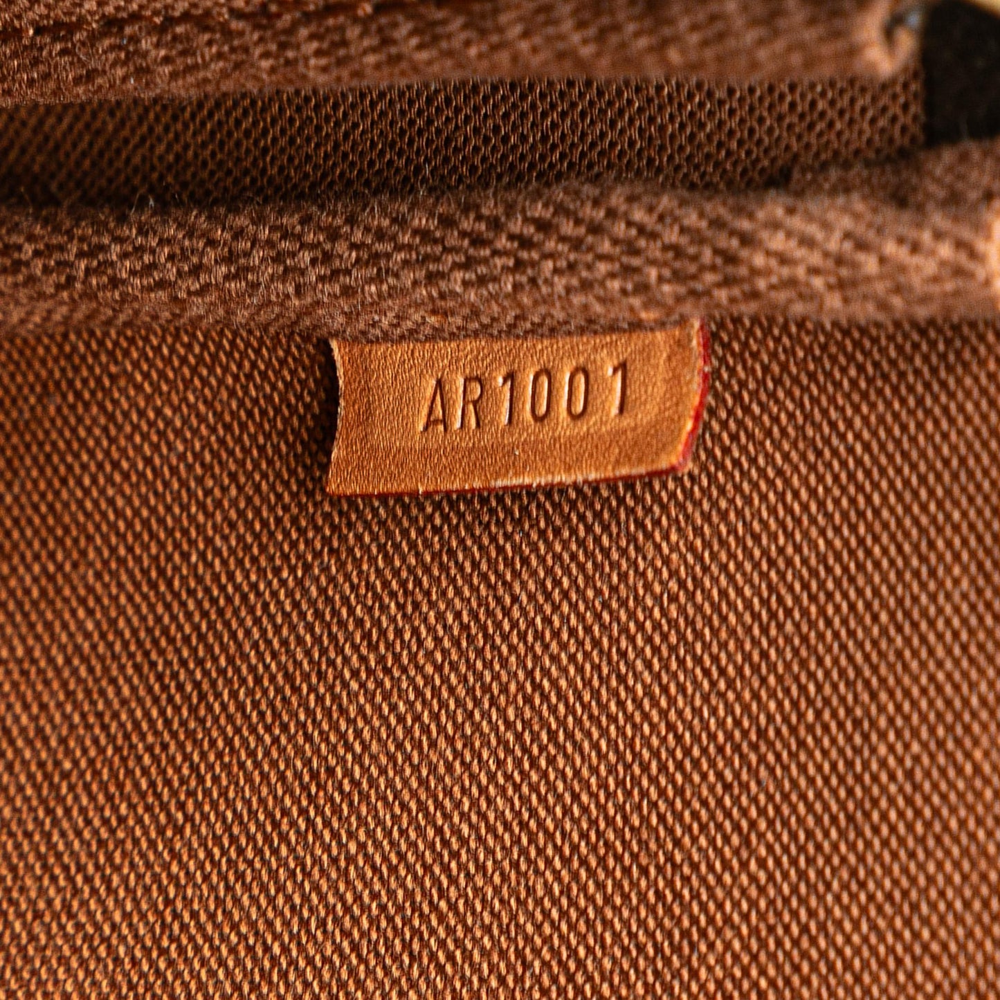 Louis Vuitton Monogram Pochette Accessoires (SHG-awtMyj)