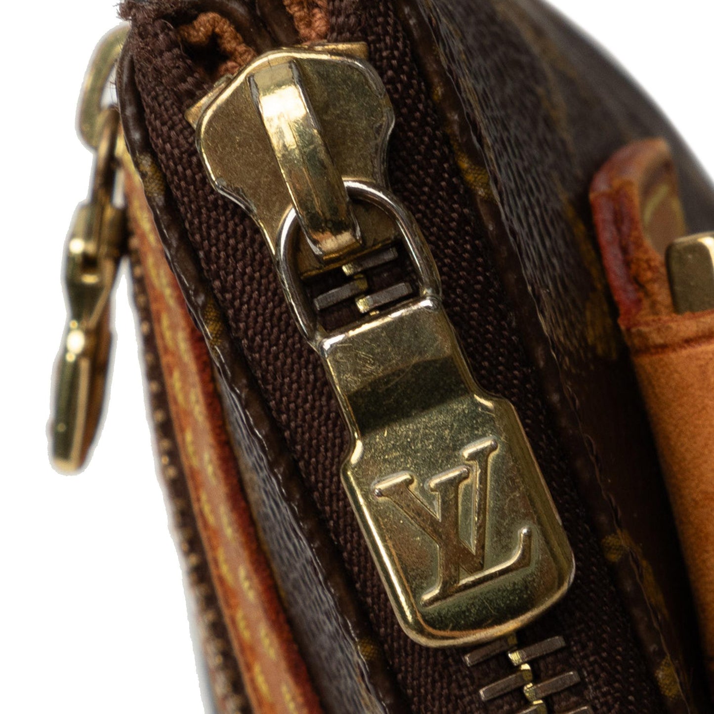 Louis Vuitton Monogram Pochette Bosphore (SHG-gsLodP)