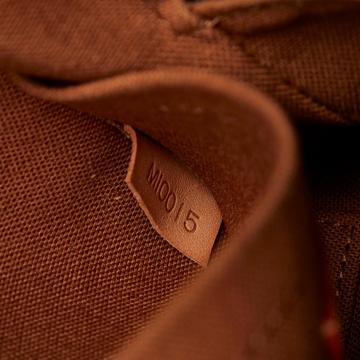 Louis Vuitton Monogram Pochette Marelle PM (SHG-Wi6pjw)