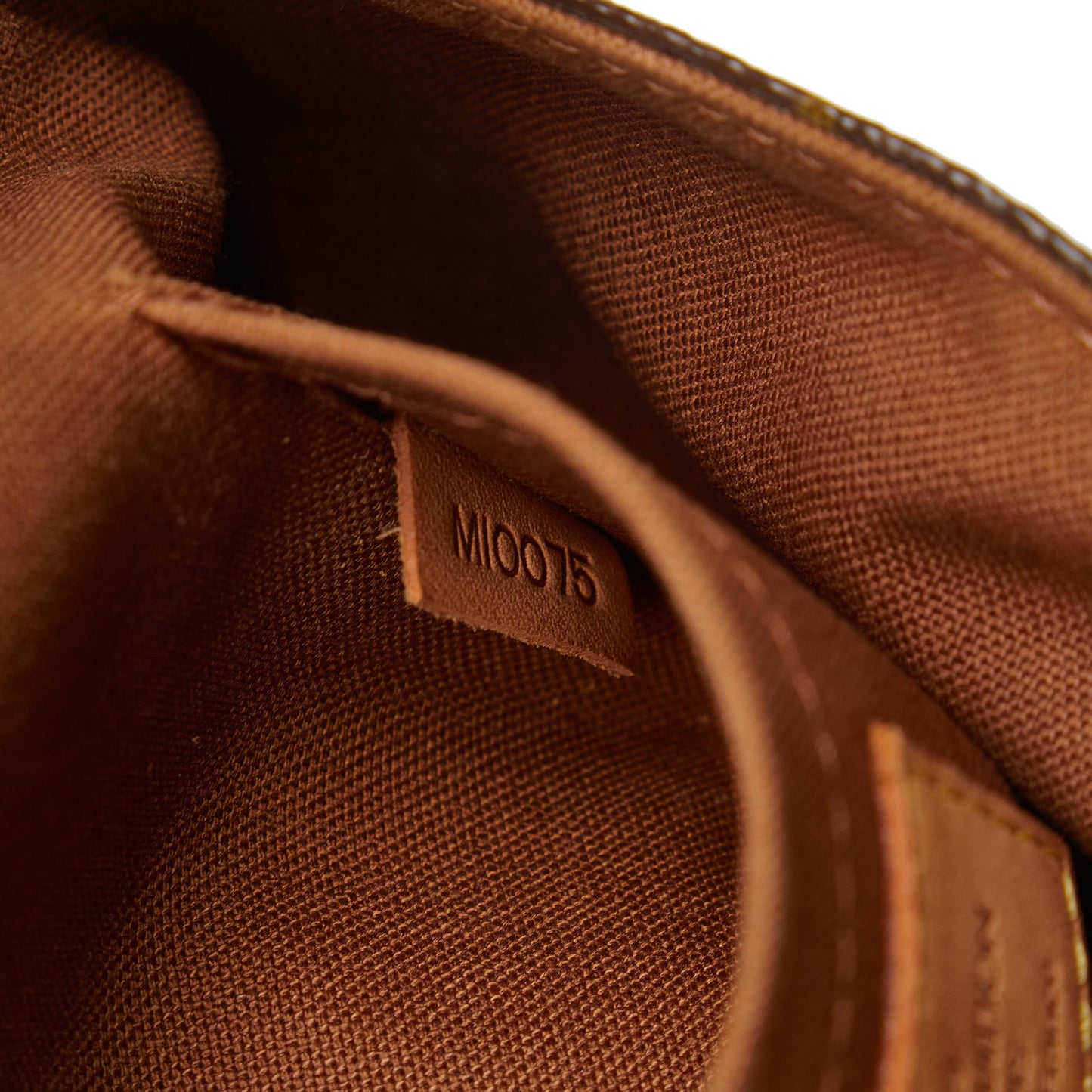 Louis Vuitton Monogram Pochette Marelle PM (SHG-25Z2Kk)