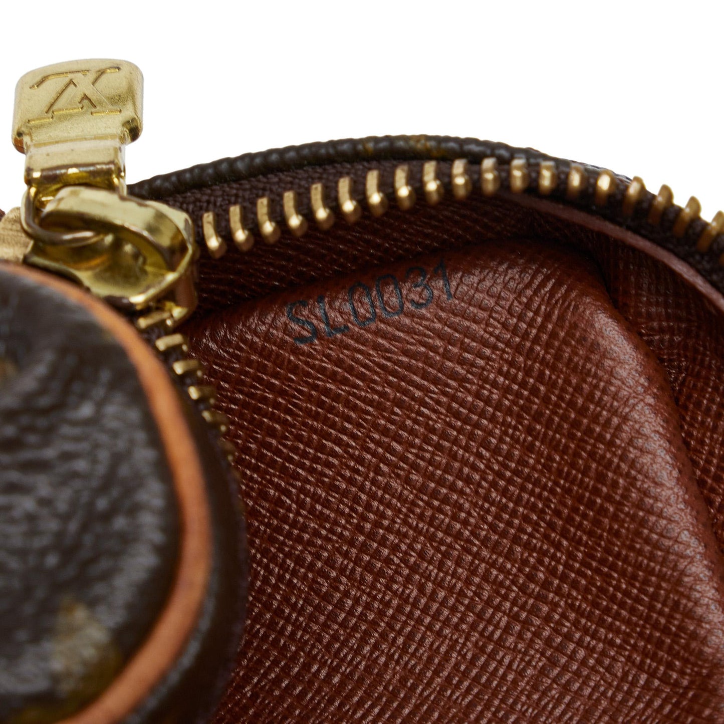 Louis Vuitton Monogram Pochette Marly Bandouliere (SHG-HzXiwc)
