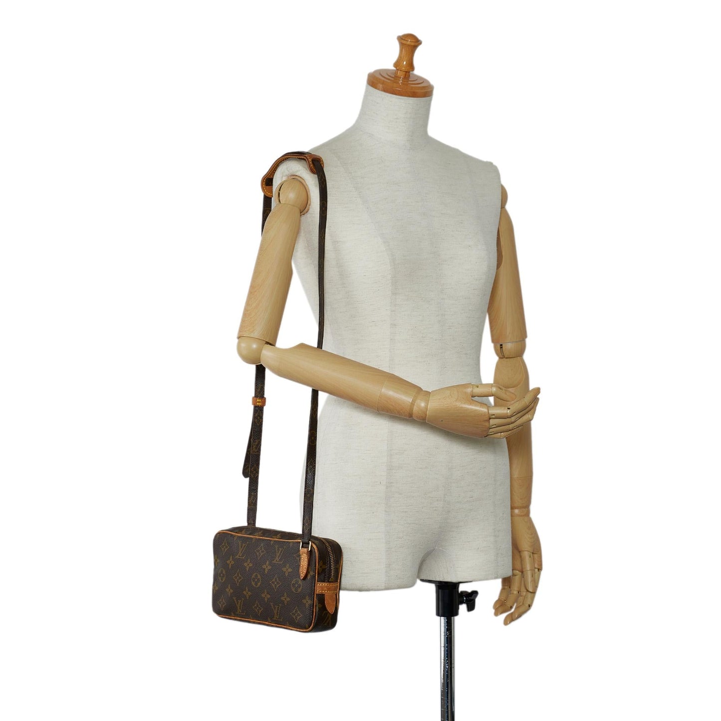 Louis Vuitton Monogram Pochette Marly Bandouliere (SHG-HzXiwc)