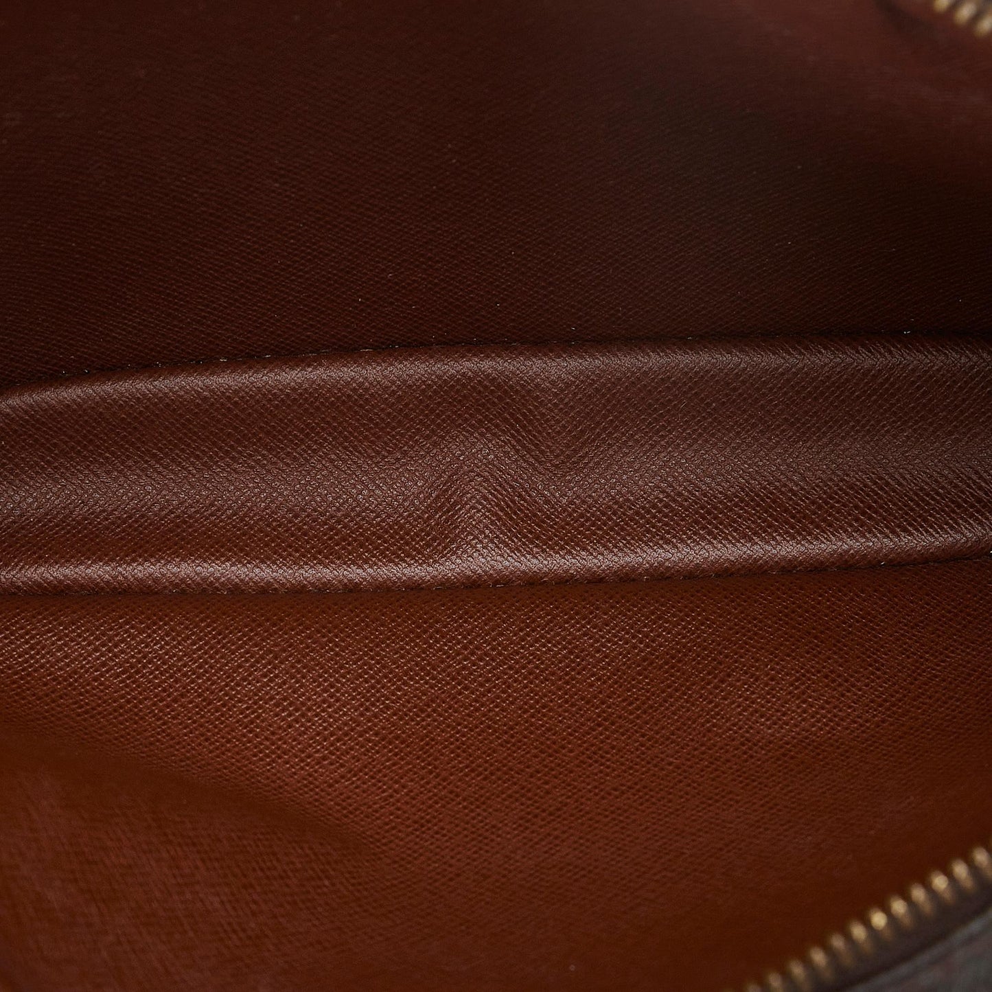 Louis Vuitton Monogram Pochette Marly Bandouliere (SHG-qLaxGL)