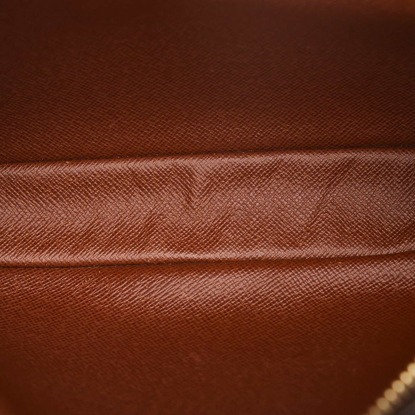 Louis Vuitton Monogram Pochette Marly Bandouliere (SHG-Xttwyl)