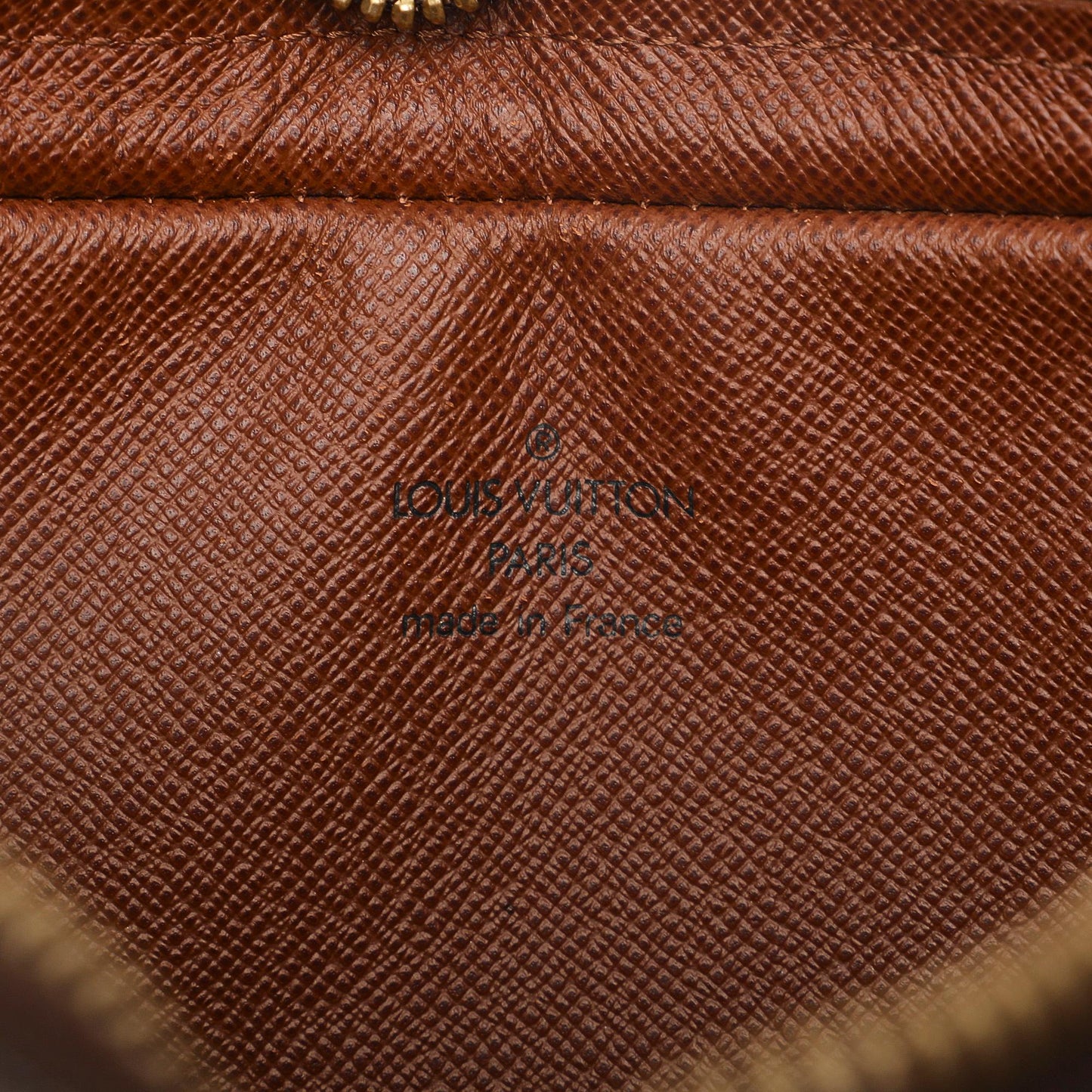 Louis Vuitton Monogram Pochette Marly Bandouliere (SHG-Xttwyl)
