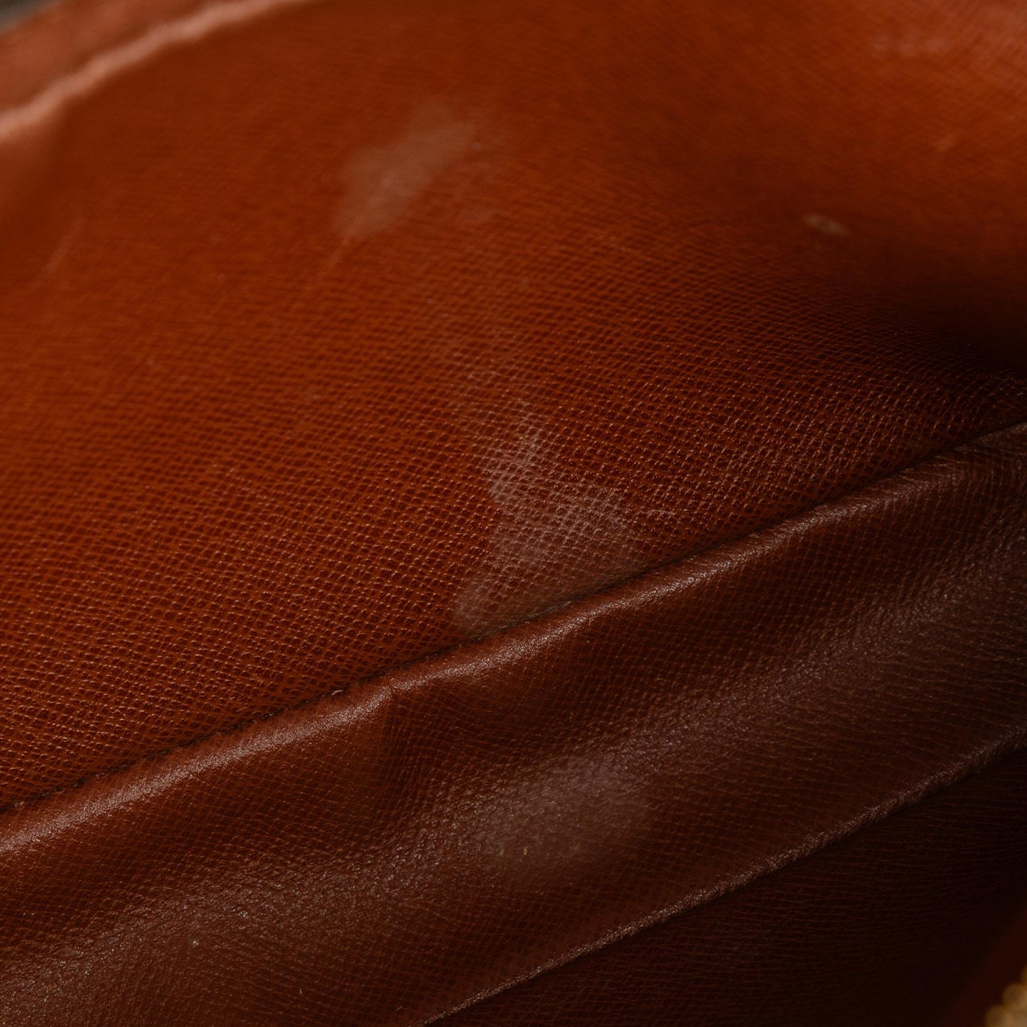 Louis Vuitton Monogram Pochette Marly Bandouliere (SHG-sDnwO5)