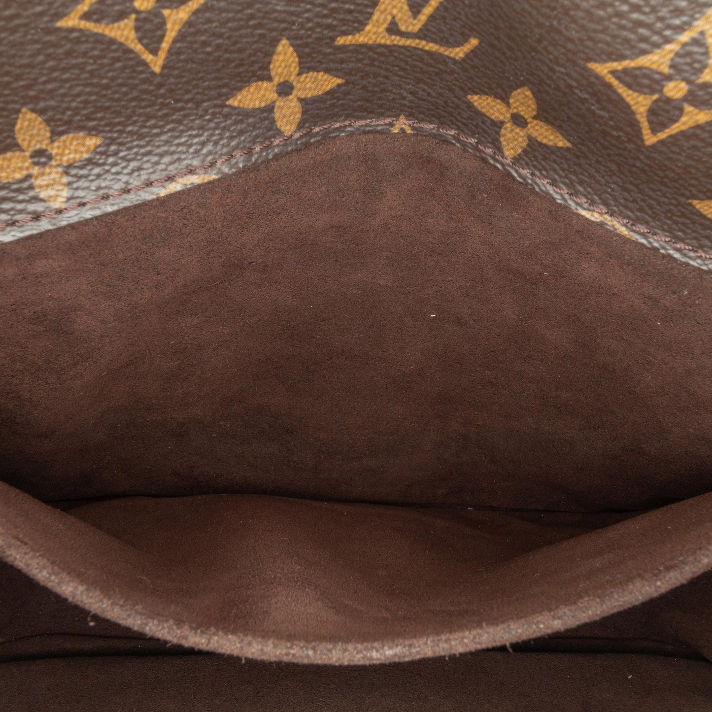 Louis Vuitton Monogram Pochette Metis (SHG-d7mvpW)