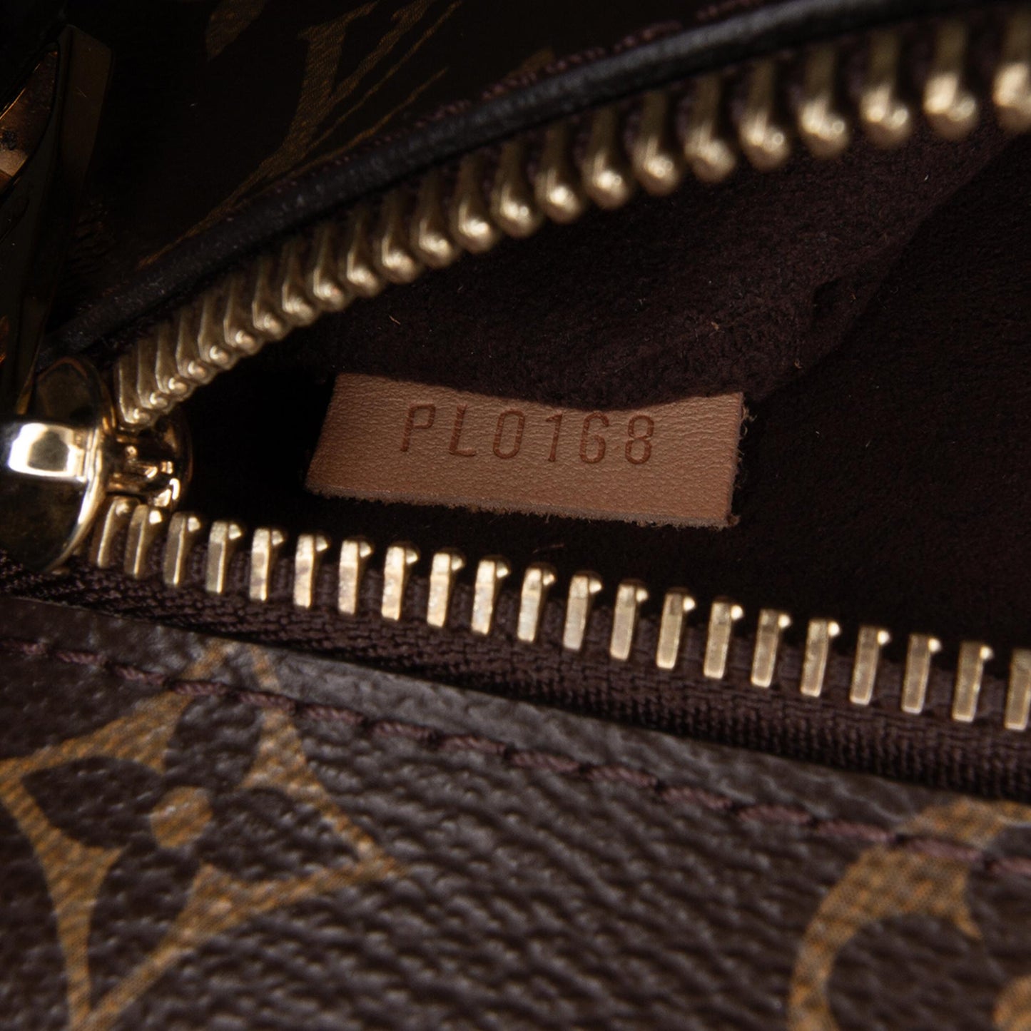 Louis Vuitton Monogram Pochette Metis