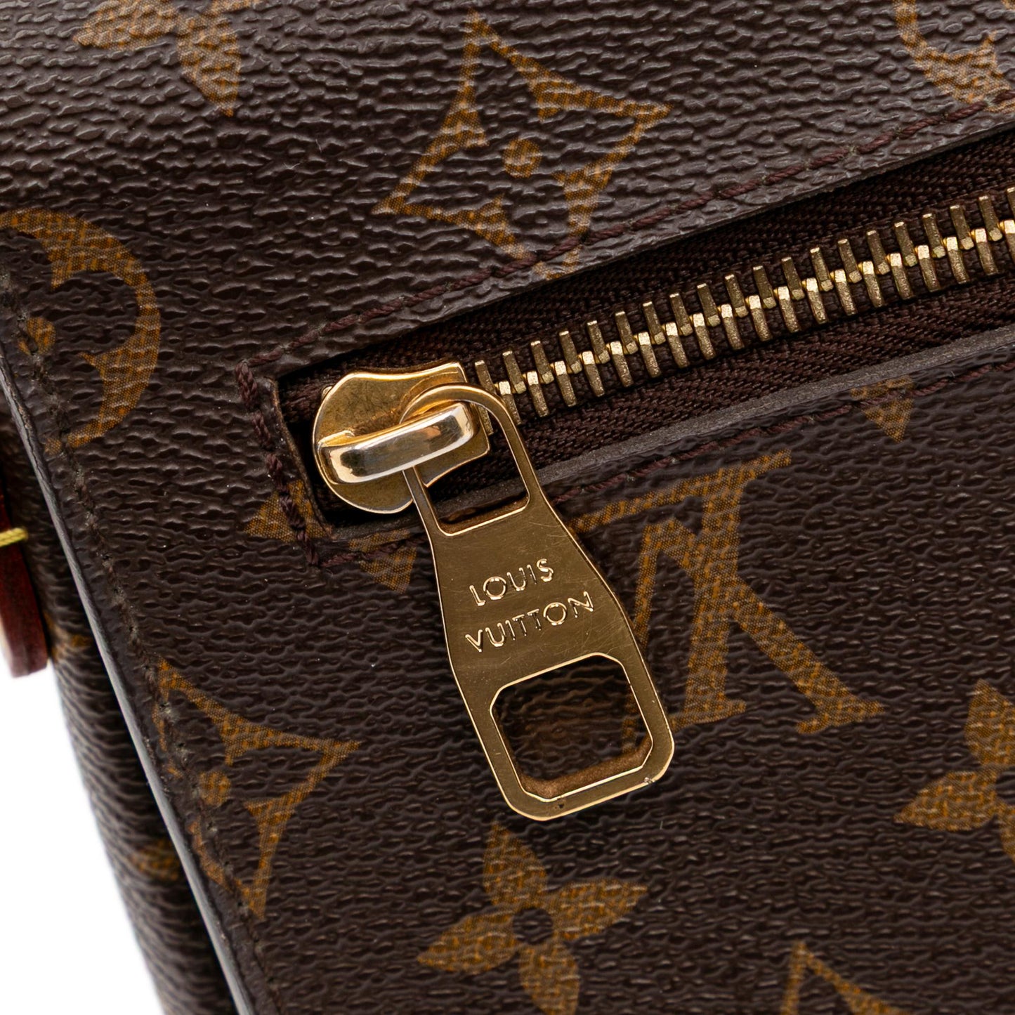Louis Vuitton Monogram Pochette Metis