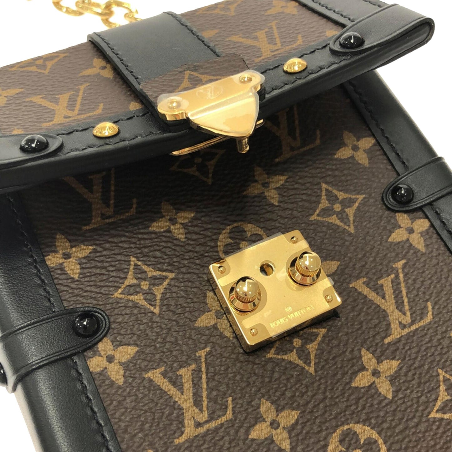 Louis Vuitton Monogram Pochette Trunk Verticale (SHG-JFwpe9)