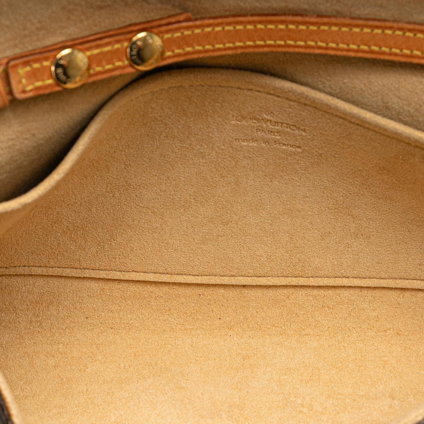 Louis Vuitton Monogram Pochette Twin GM (SHG-QDc4Gf)