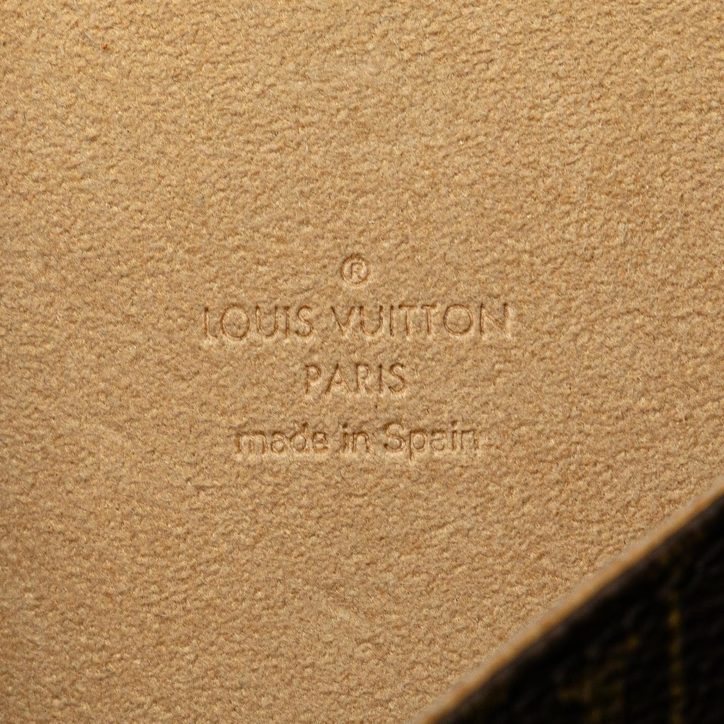 Louis Vuitton Monogram Pochette Twin PM (SHG-qhr8jE)