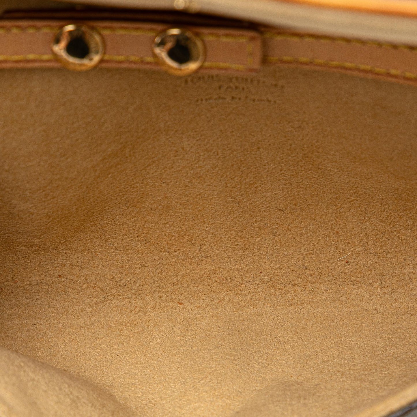 Louis Vuitton Monogram Pochette Twin PM (SHG-pDI3R4)