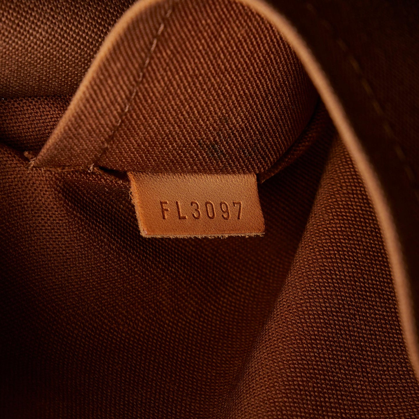 Louis Vuitton Monogram Popincourt Haut (SHG-2TZv2X)