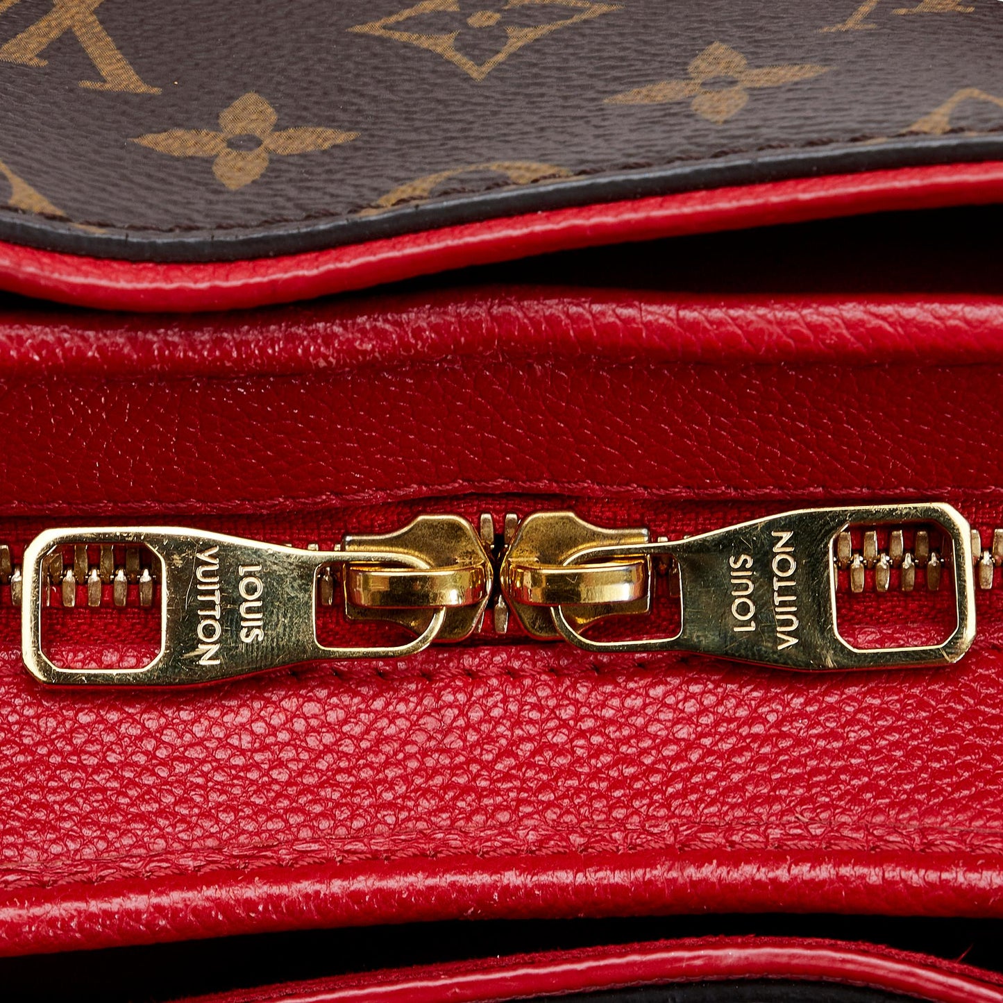Louis Vuitton Monogram Popincourt PM (SHG-5HJ5Q4)