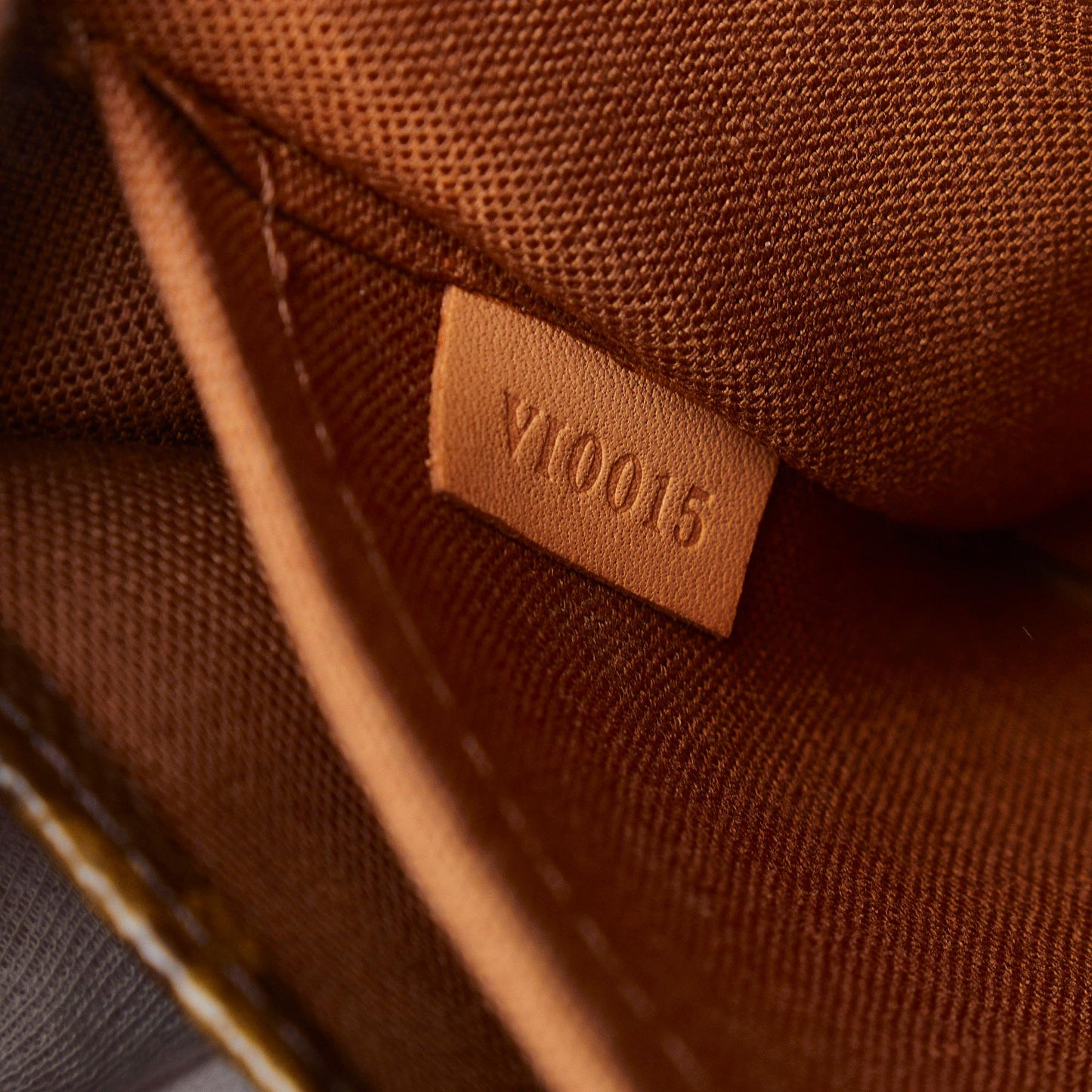 Louis Vuitton Monogram Popincourt (SHG-8cm1Xr)