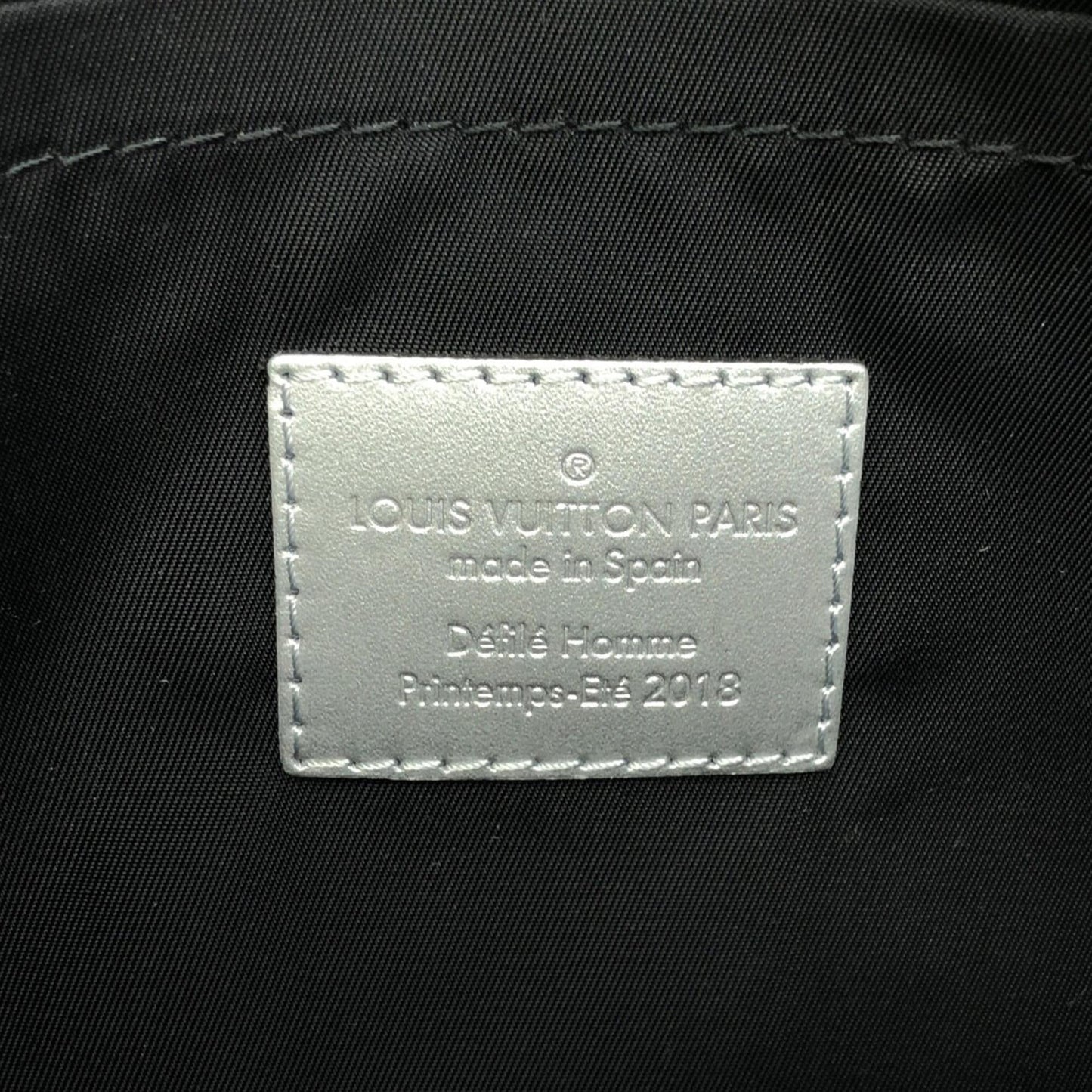 Louis Vuitton Monogram Reflect Outdoor Messenger PM (SHG-QntoSq)