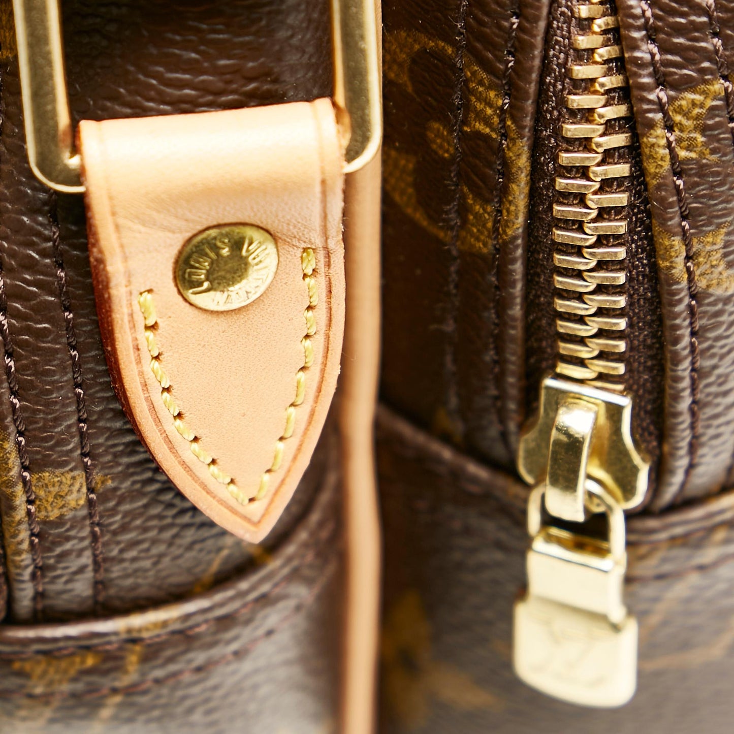Louis Vuitton Monogram Reporter PM (SHG-36005)
