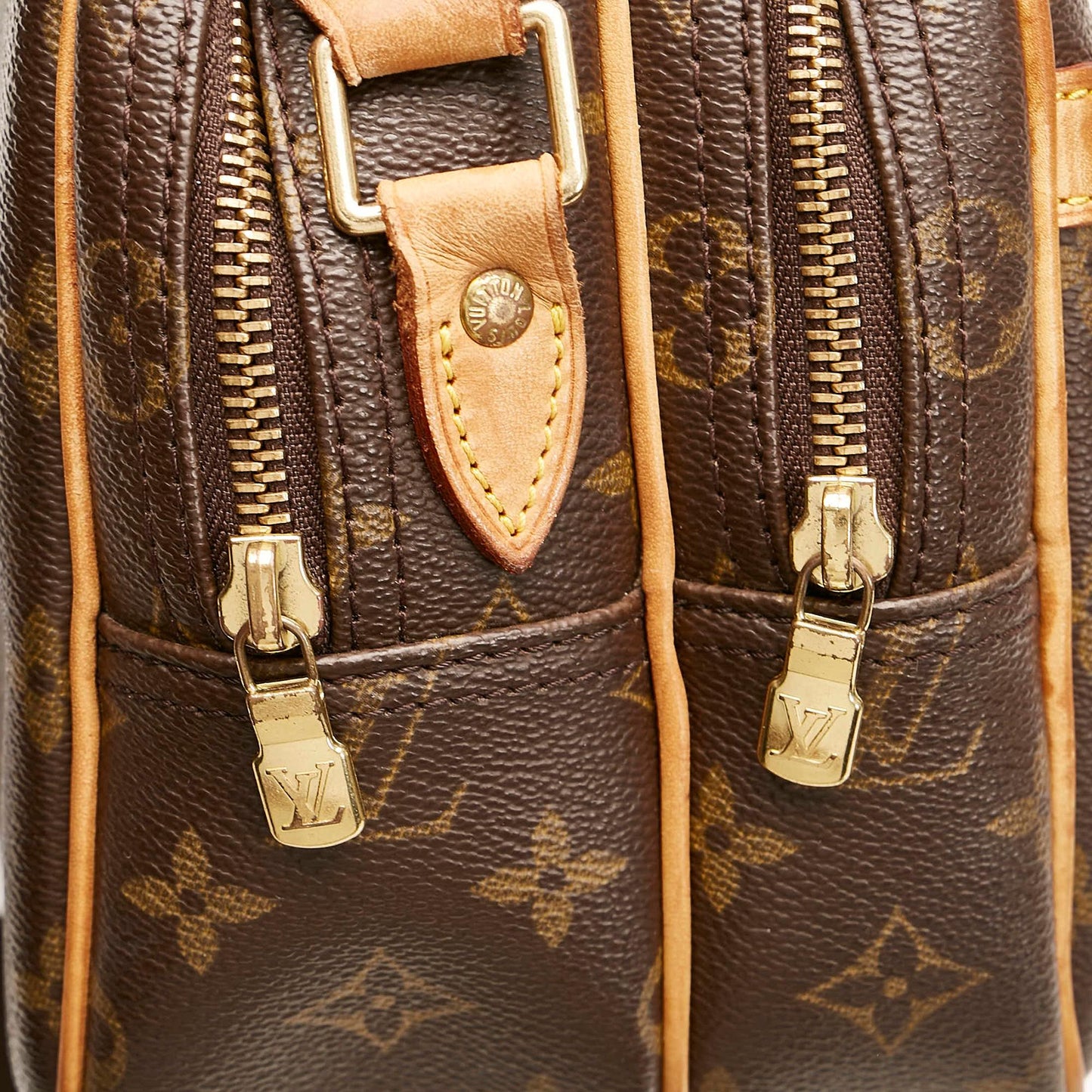 Louis Vuitton Monogram Reporter PM (SHG-36595)