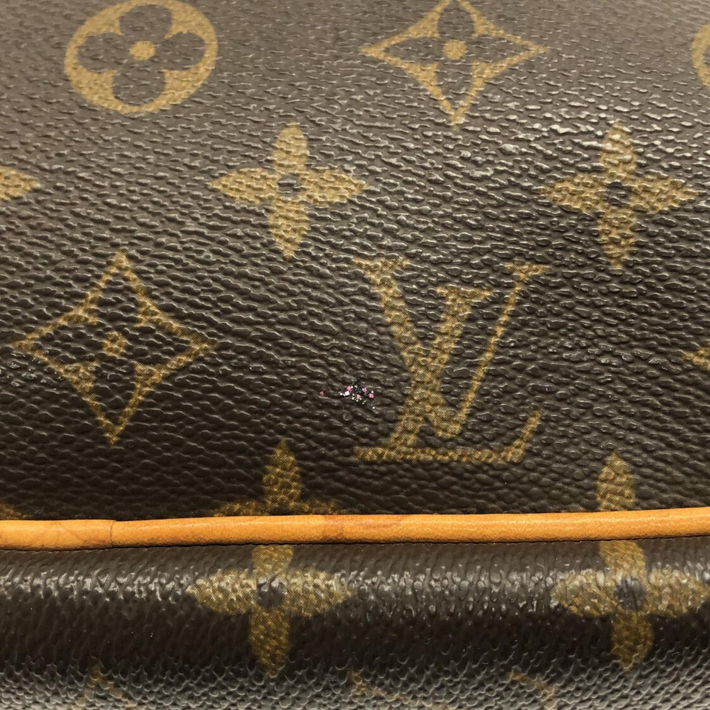 Louis Vuitton Monogram Reporter PM (SHG-hdYlLA)