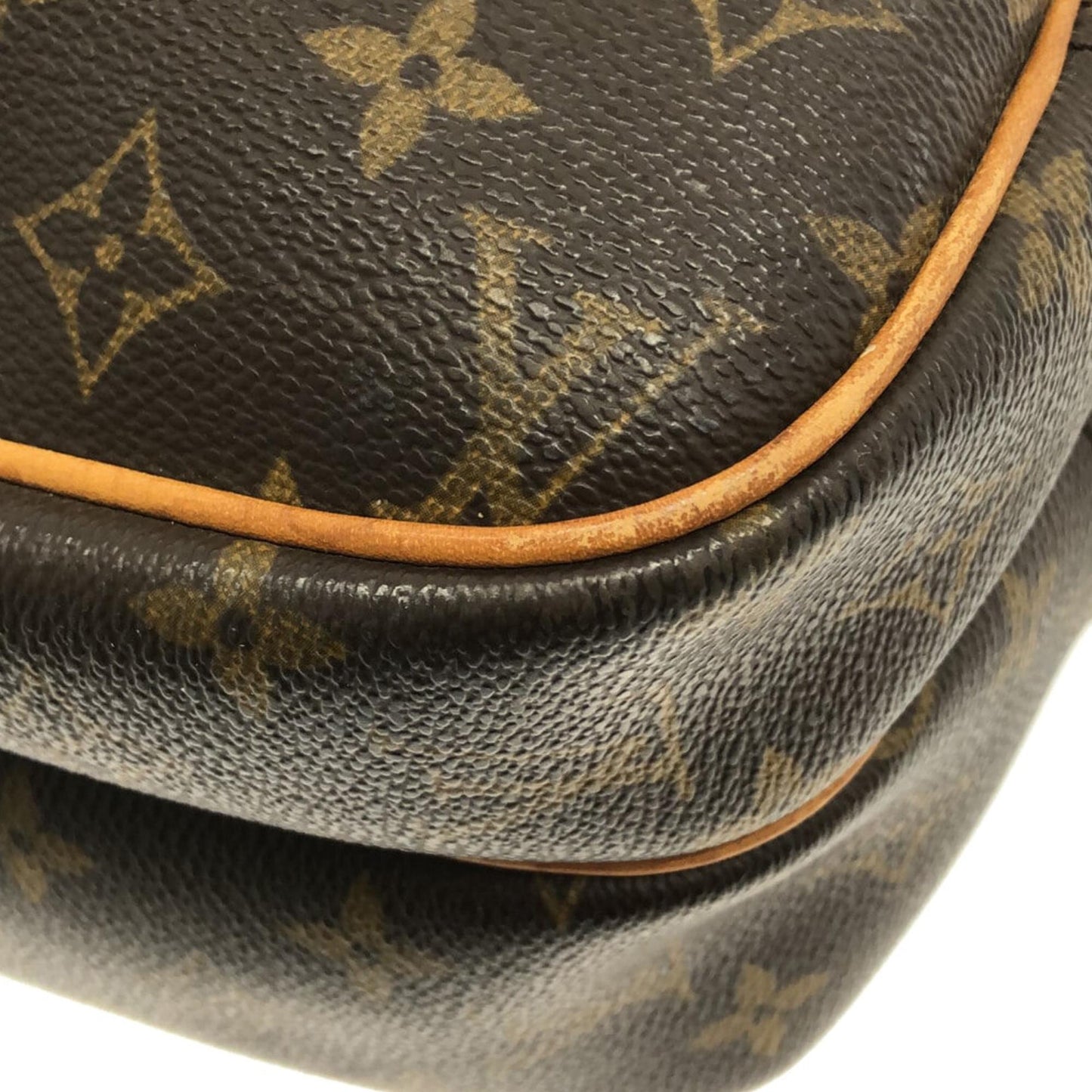 Louis Vuitton Monogram Reporter PM (SHG-hdYlLA)