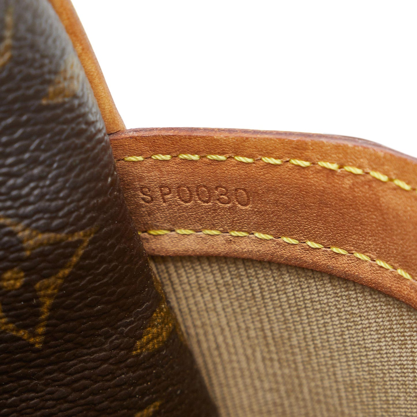 Louis Vuitton Monogram Reporter PM (SHG-Dr2WqM)