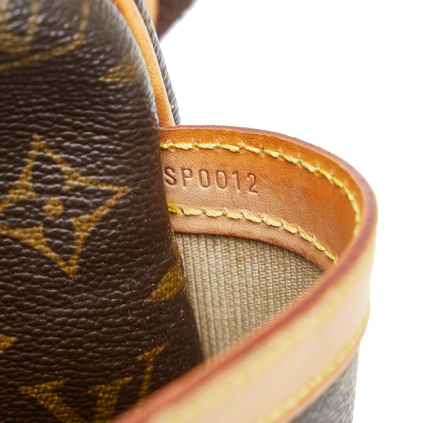 Louis Vuitton Monogram Reporter PM (SHG-jmzkVj)