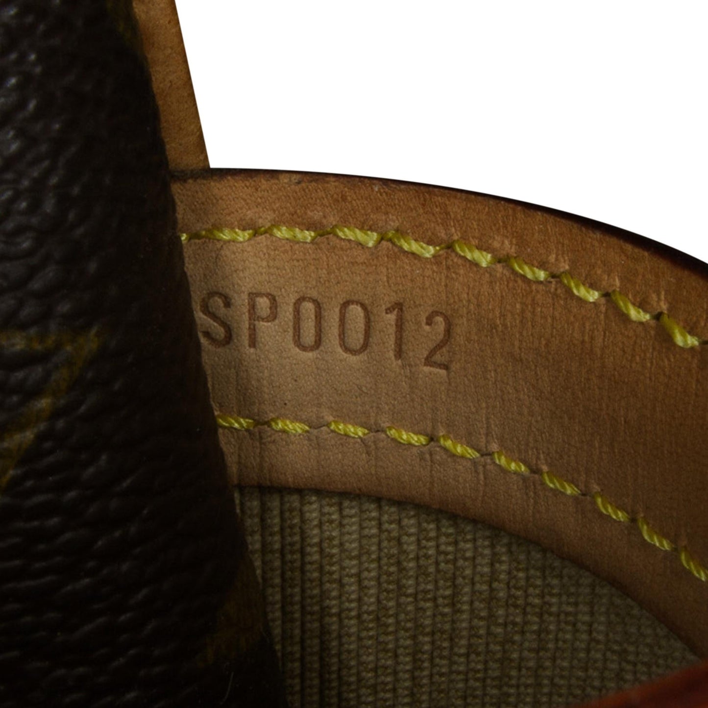 Louis Vuitton Monogram Reporter PM (SHG-9fYxjK)