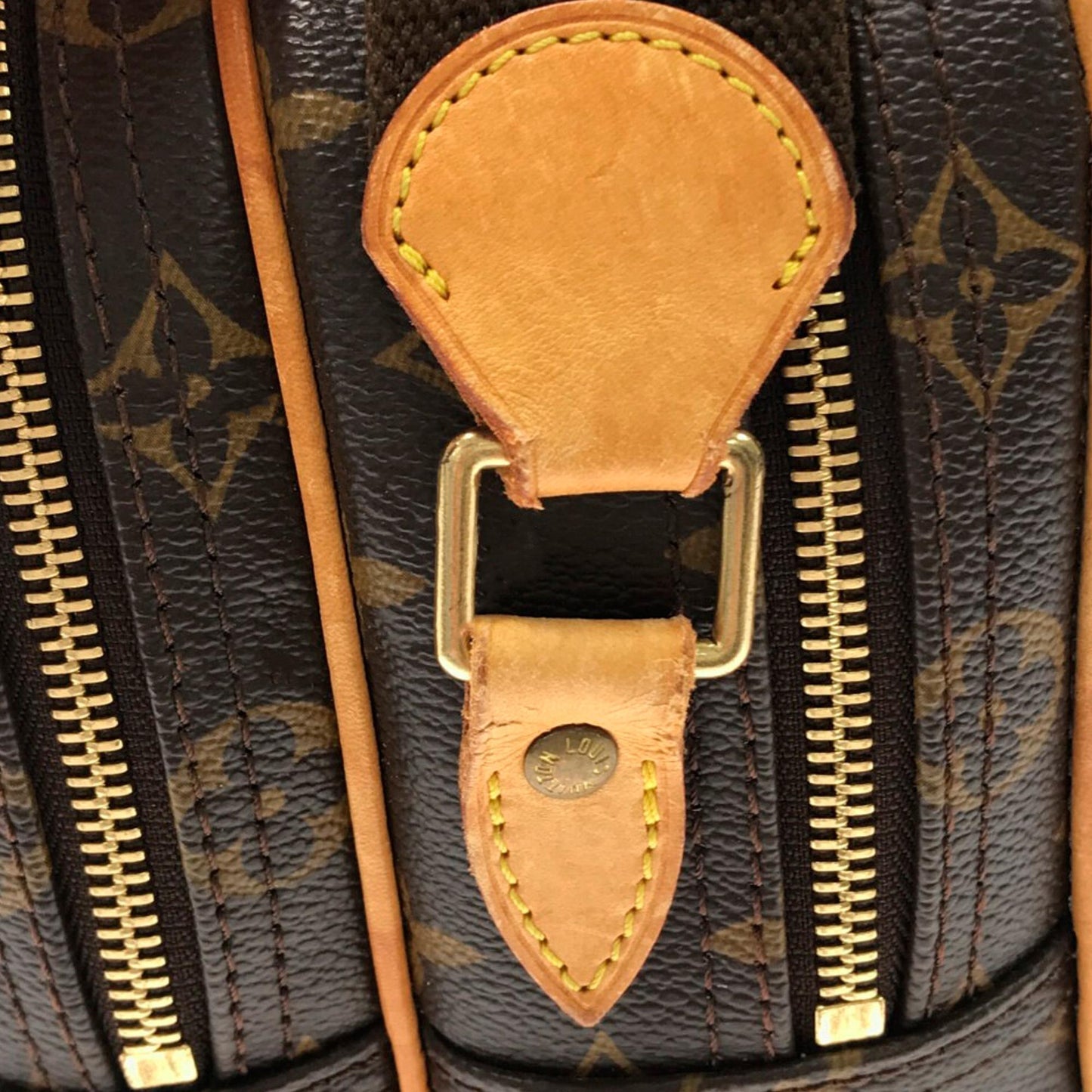 Louis Vuitton Monogram Reporter PM (SHG-ivtaxw)