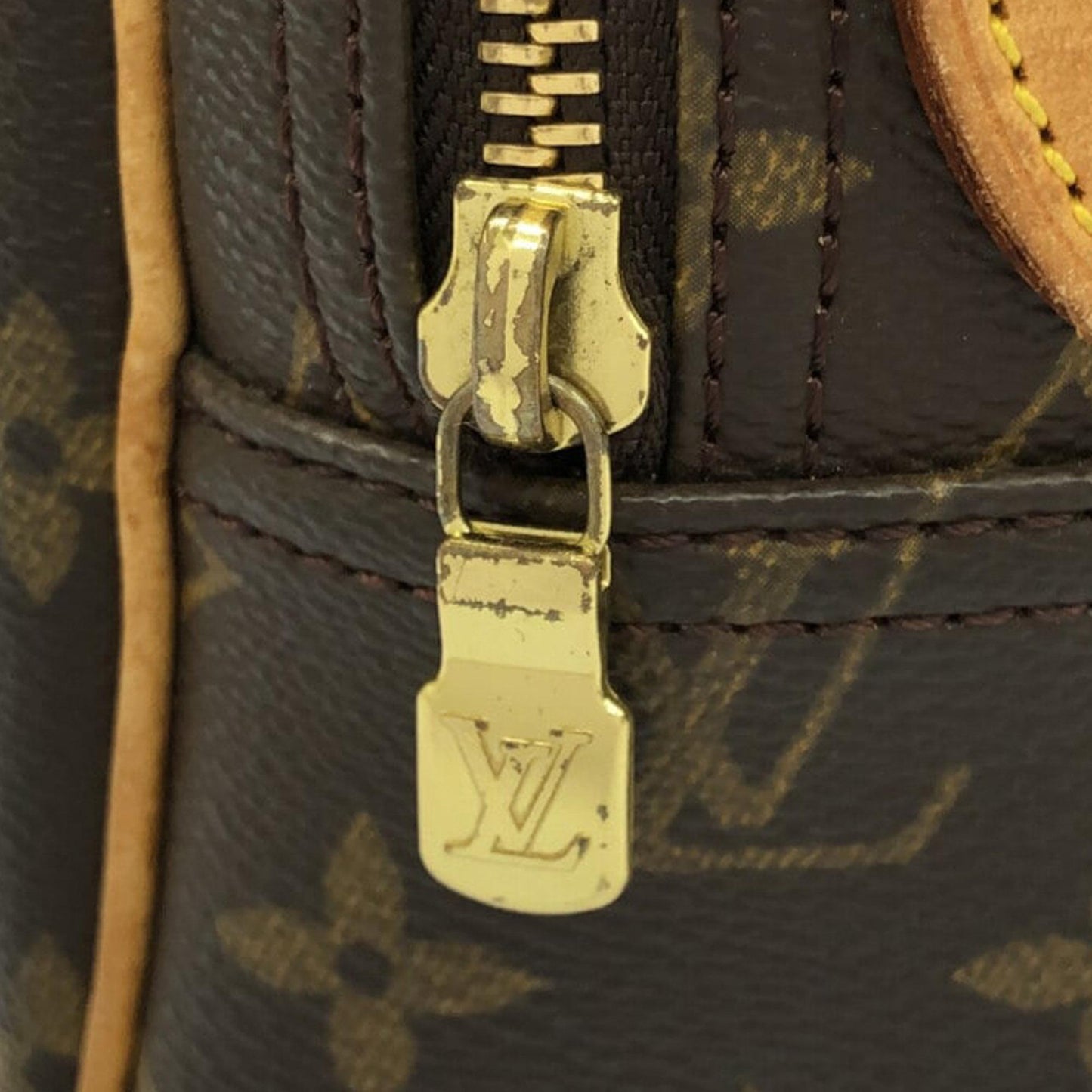Louis Vuitton Monogram Reporter PM (SHG-OzOC0n)