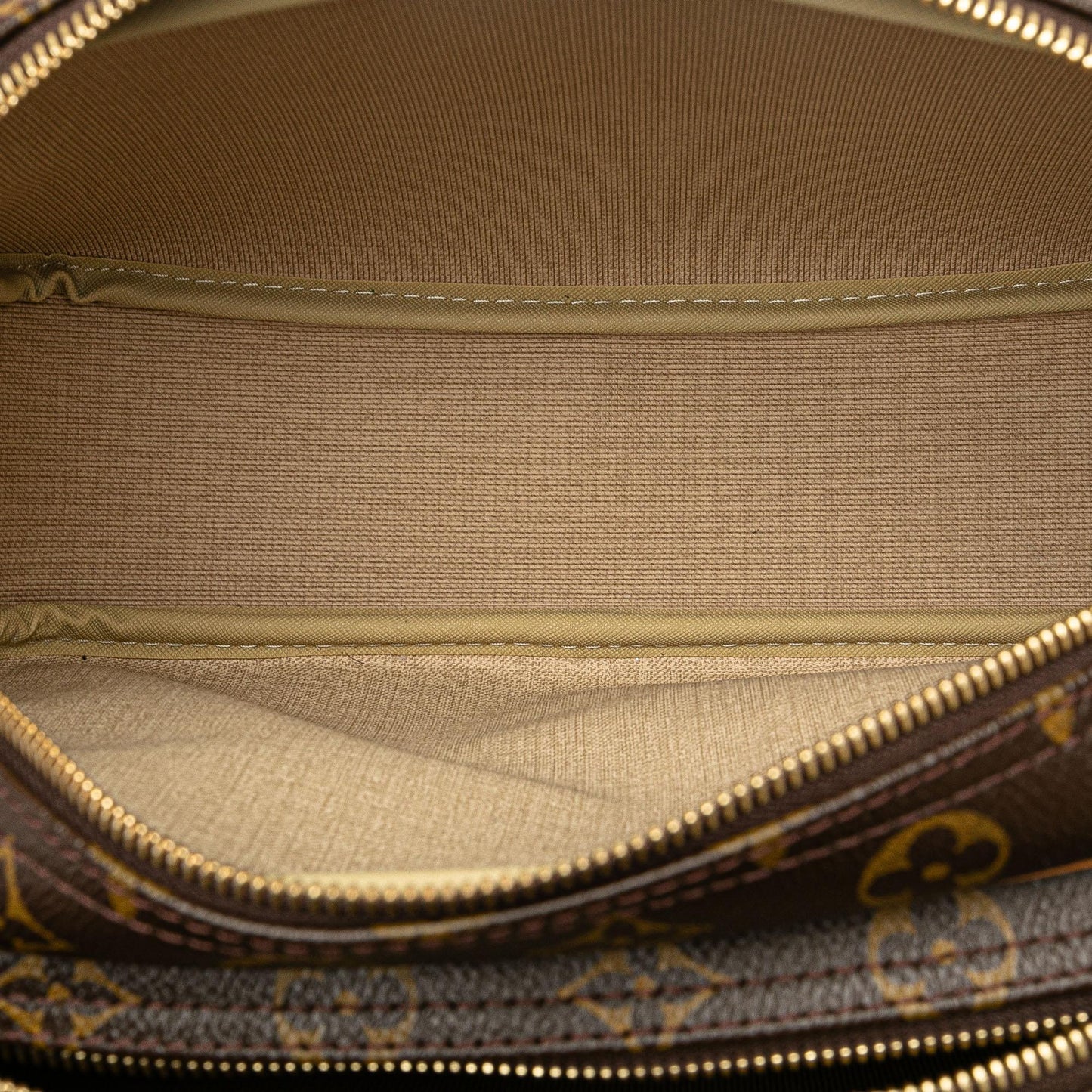 Louis Vuitton Monogram Reporter PM