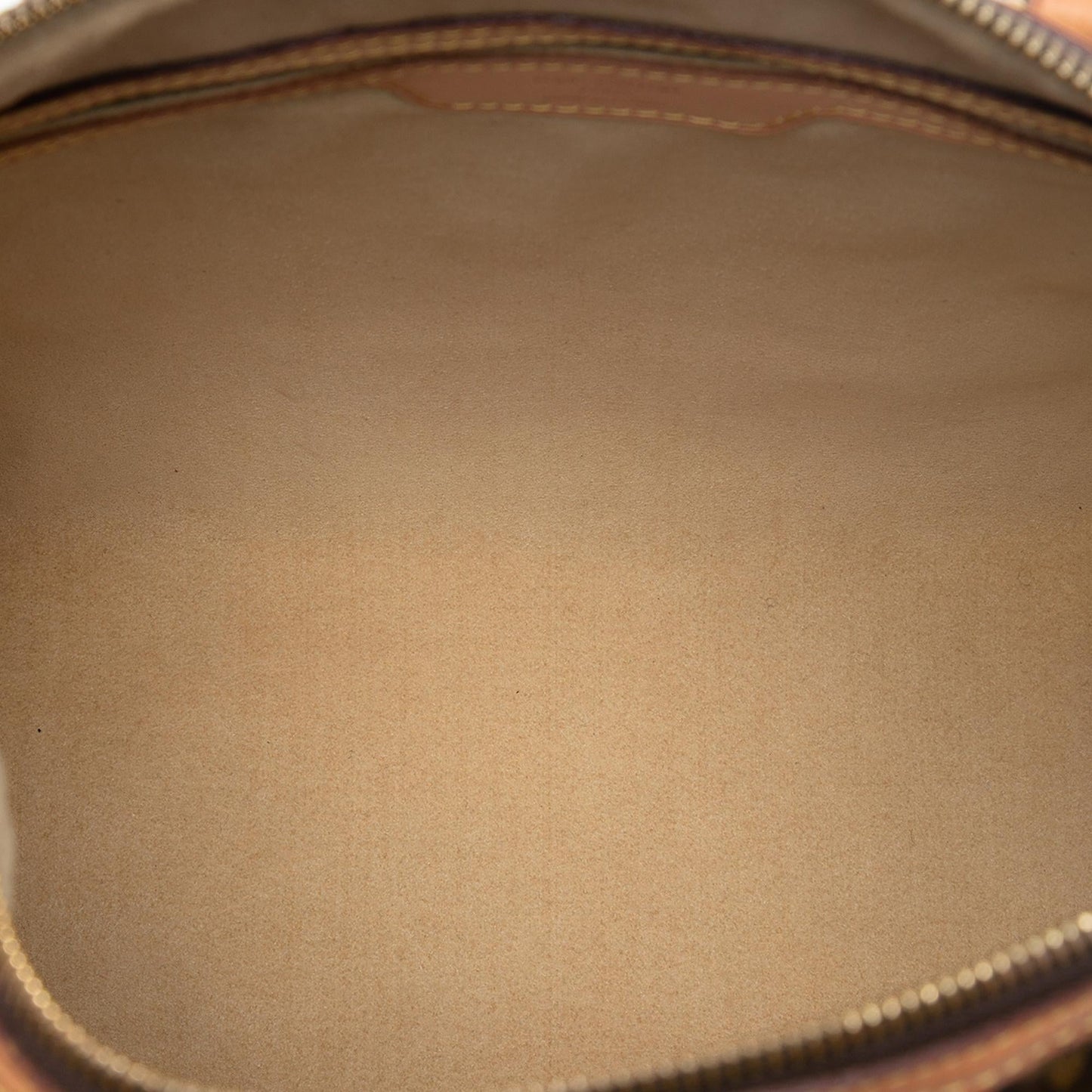 Louis Vuitton Monogram Retiro PM