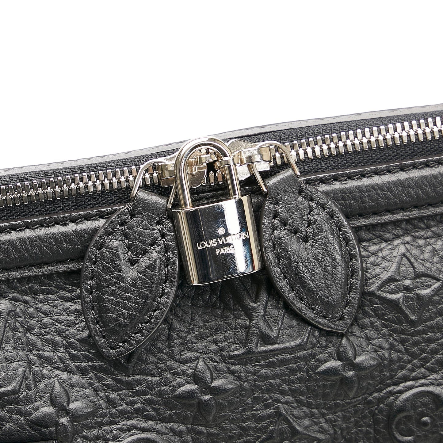 Louis Vuitton Monogram Revelation Neo Papillon GM (SHG-l5AwJx)