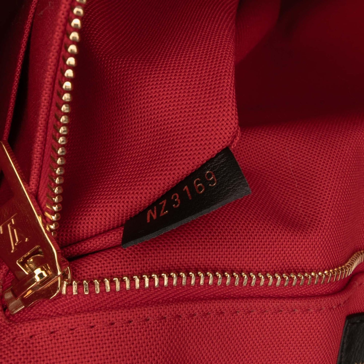 Louis Vuitton Monogram Reverse Giant OnTheGo GM