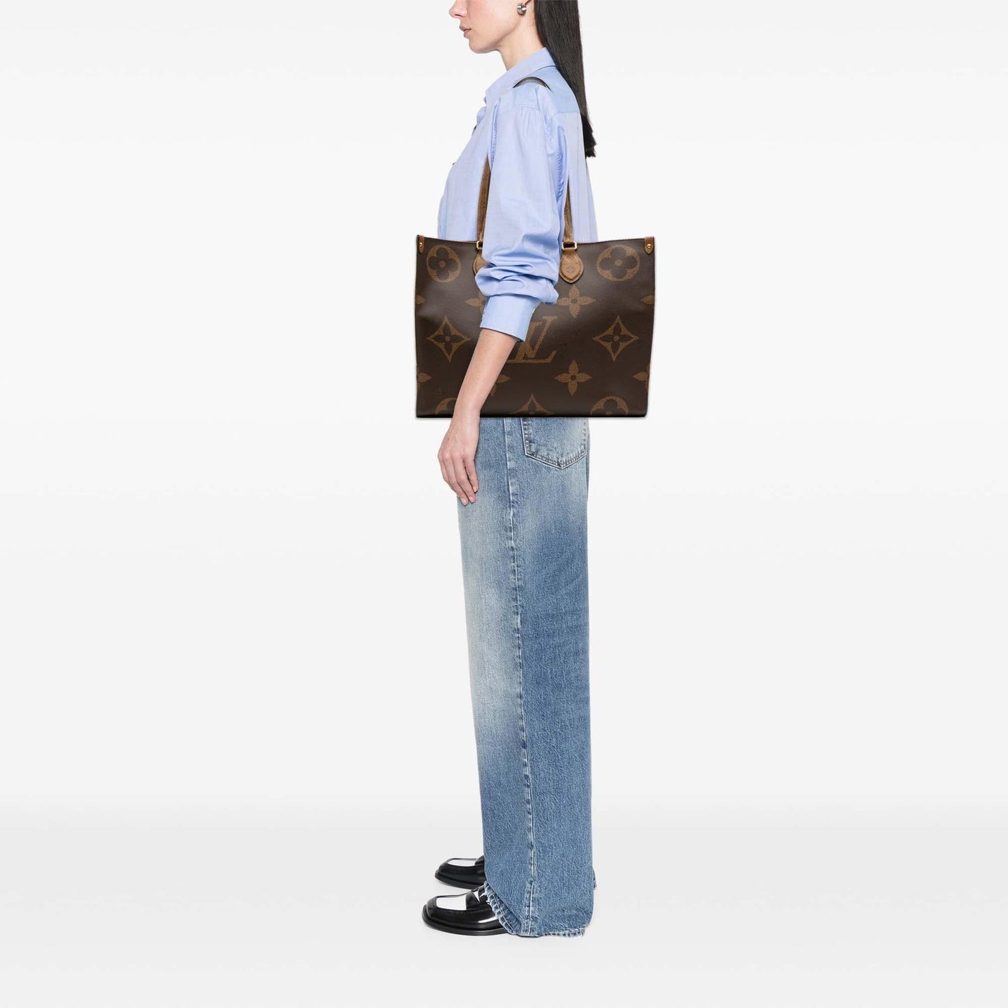 Louis Vuitton Monogram Reverse Giant OnTheGo GM