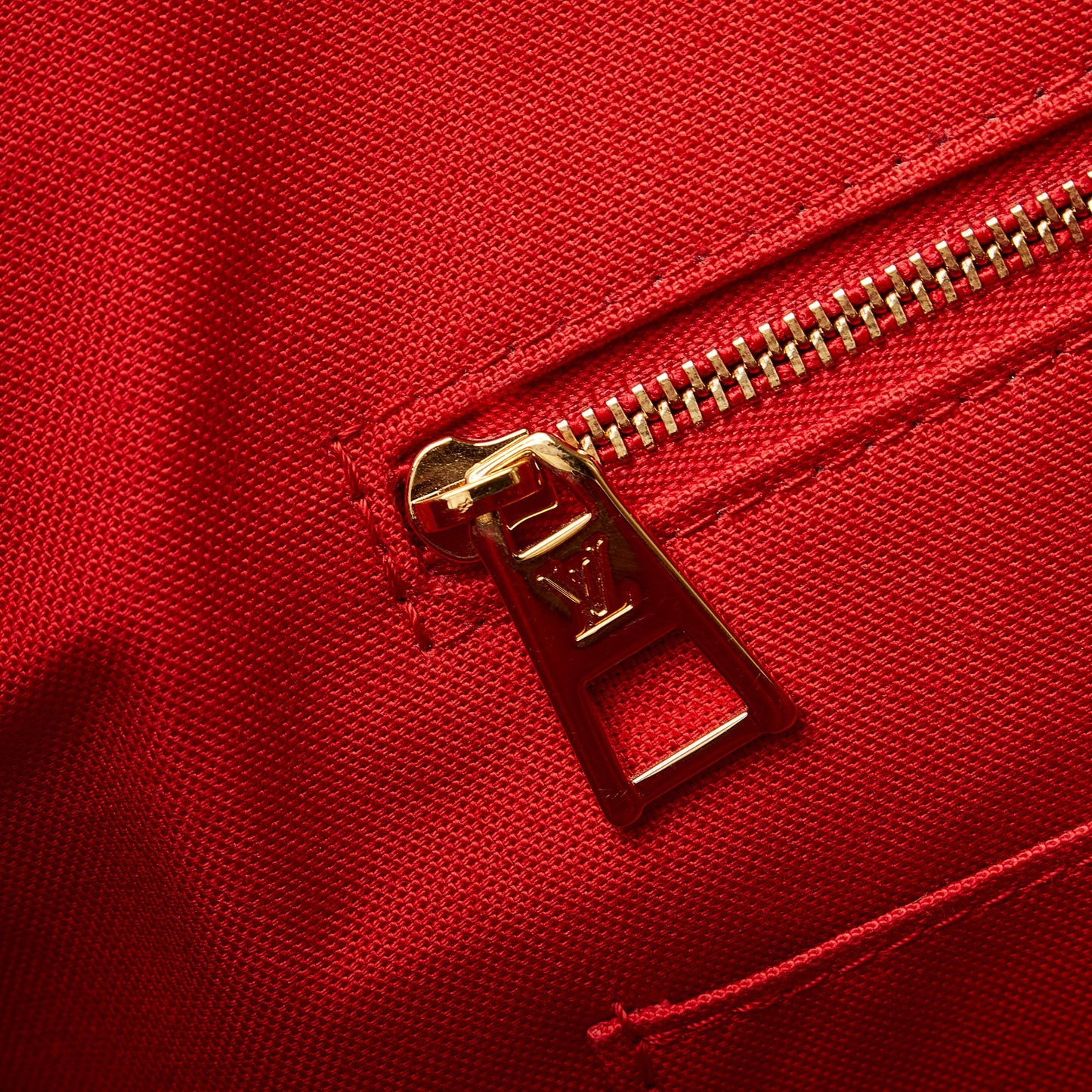 Louis Vuitton Monogram Reverse Giant Onthego GM (SHG-qdKF46)