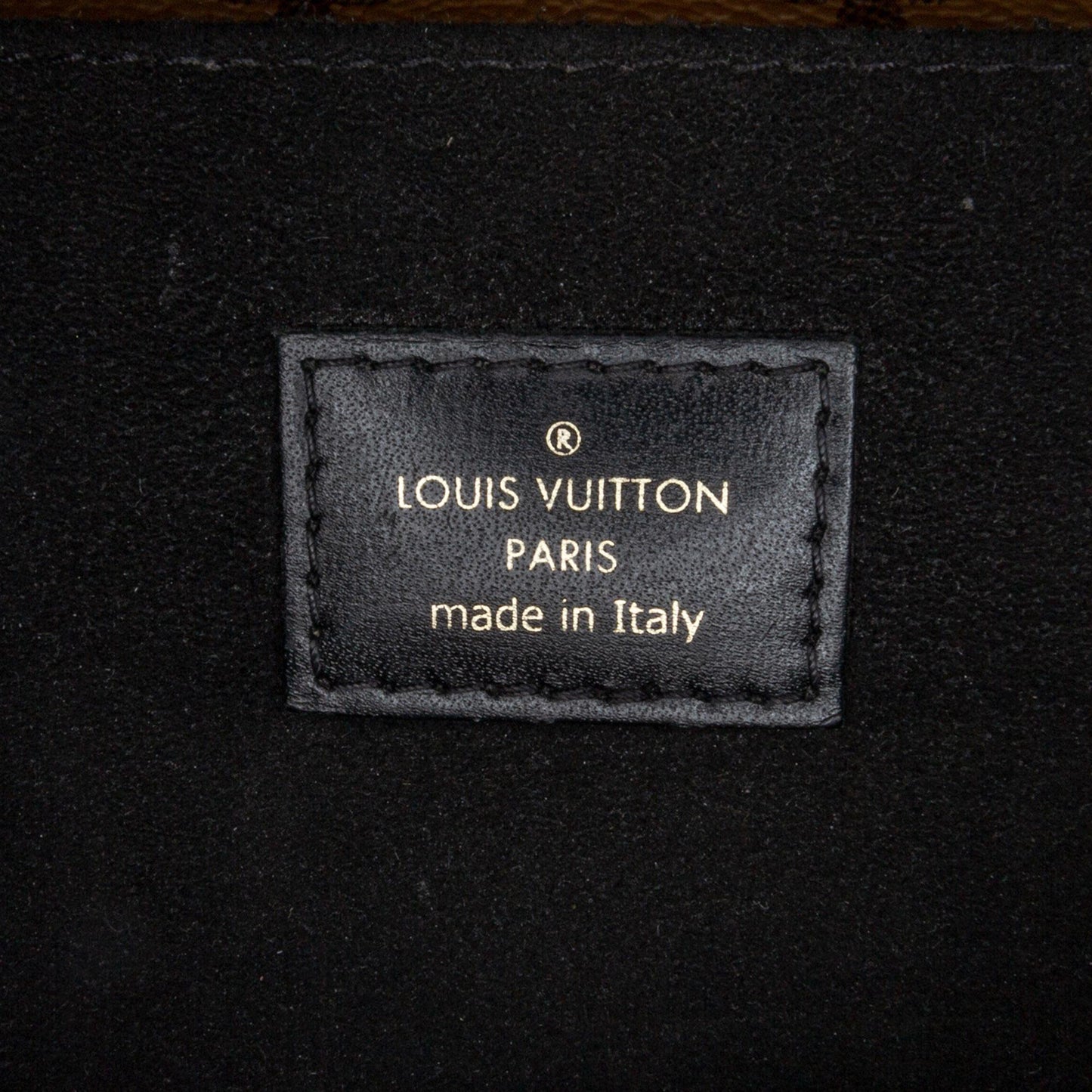 Louis Vuitton Monogram Reverse Pochette Metis (SHG-DHicBB)