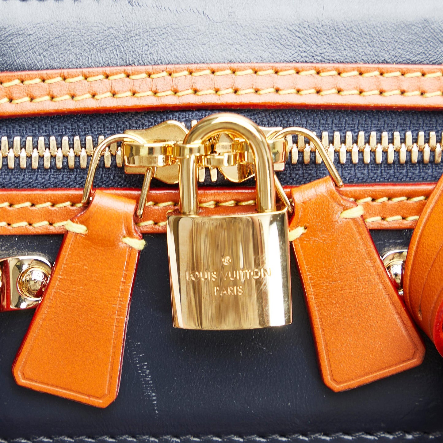Louis Vuitton Monogram Reverse Valisette PM (SHG-gPOfgB)