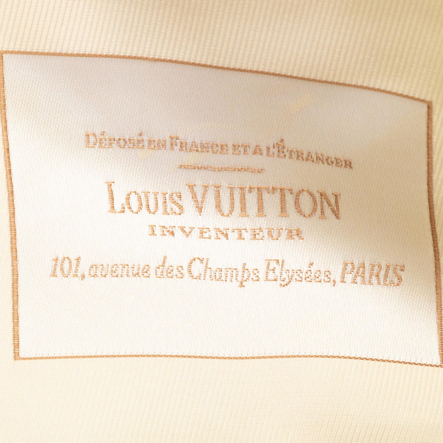 Louis Vuitton Monogram Sabbia Besace (SHG-ypeJxm)
