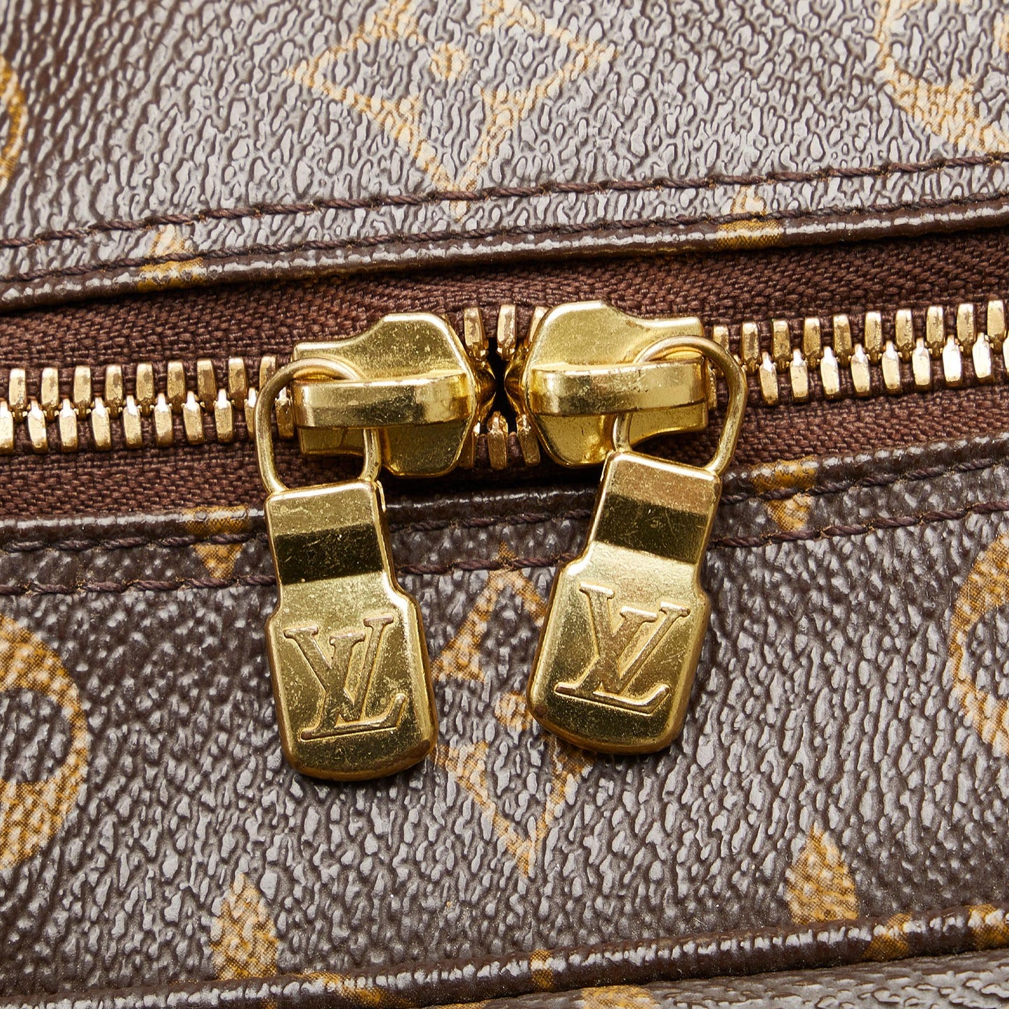 Louis Vuitton Monogram Sac Bosphore (SHG-nL7r5a)