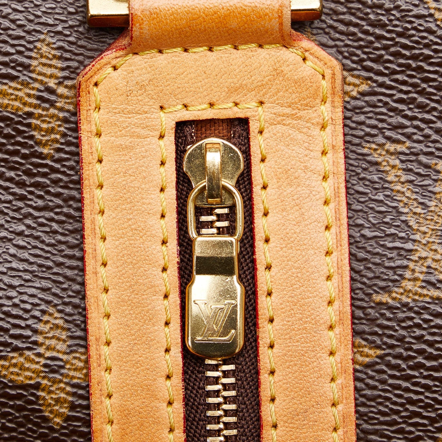 Louis Vuitton Monogram Sac Bosphore (SHG-OYD4Py)
