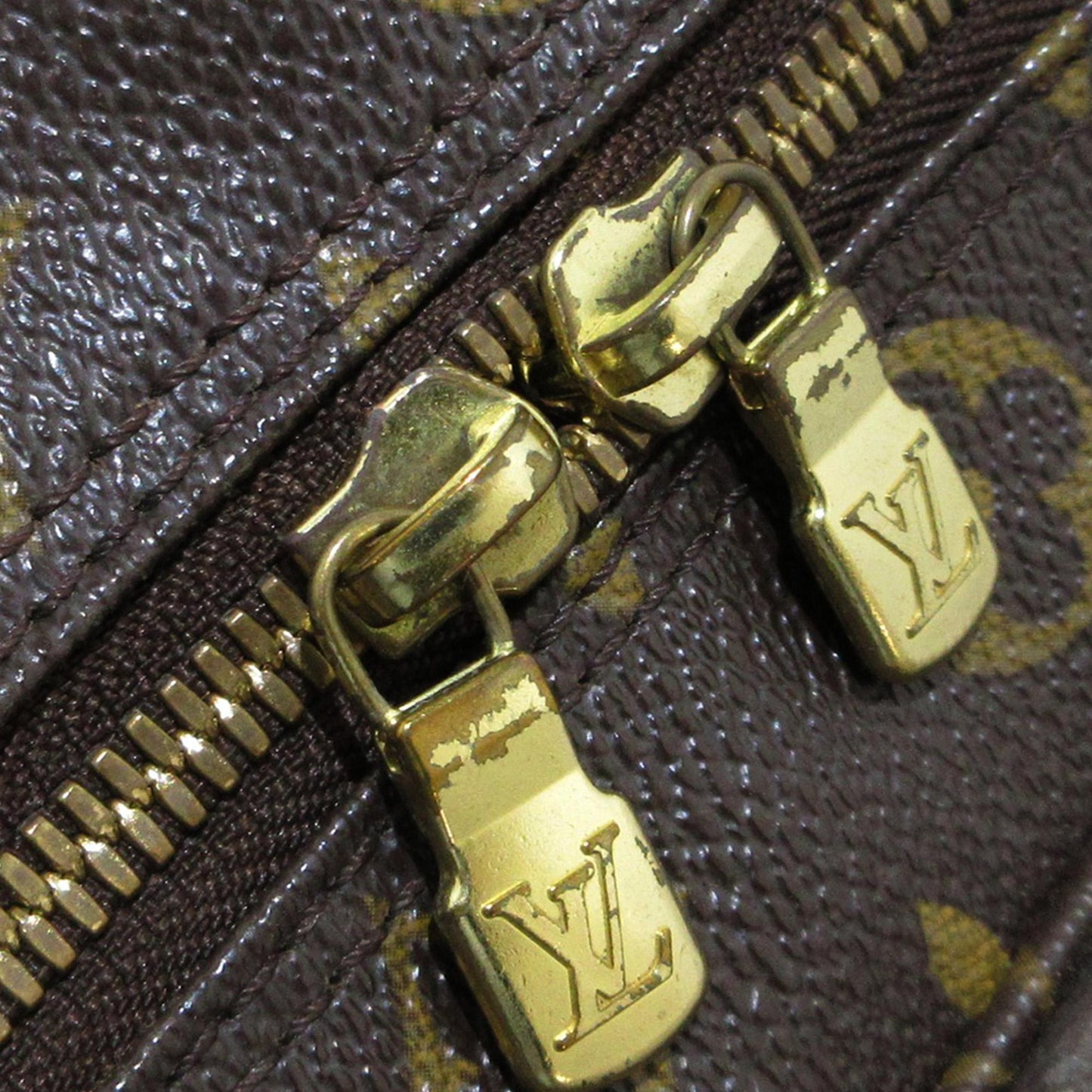 Louis Vuitton Monogram Sac Bosphore (SHG-E4TAgo)