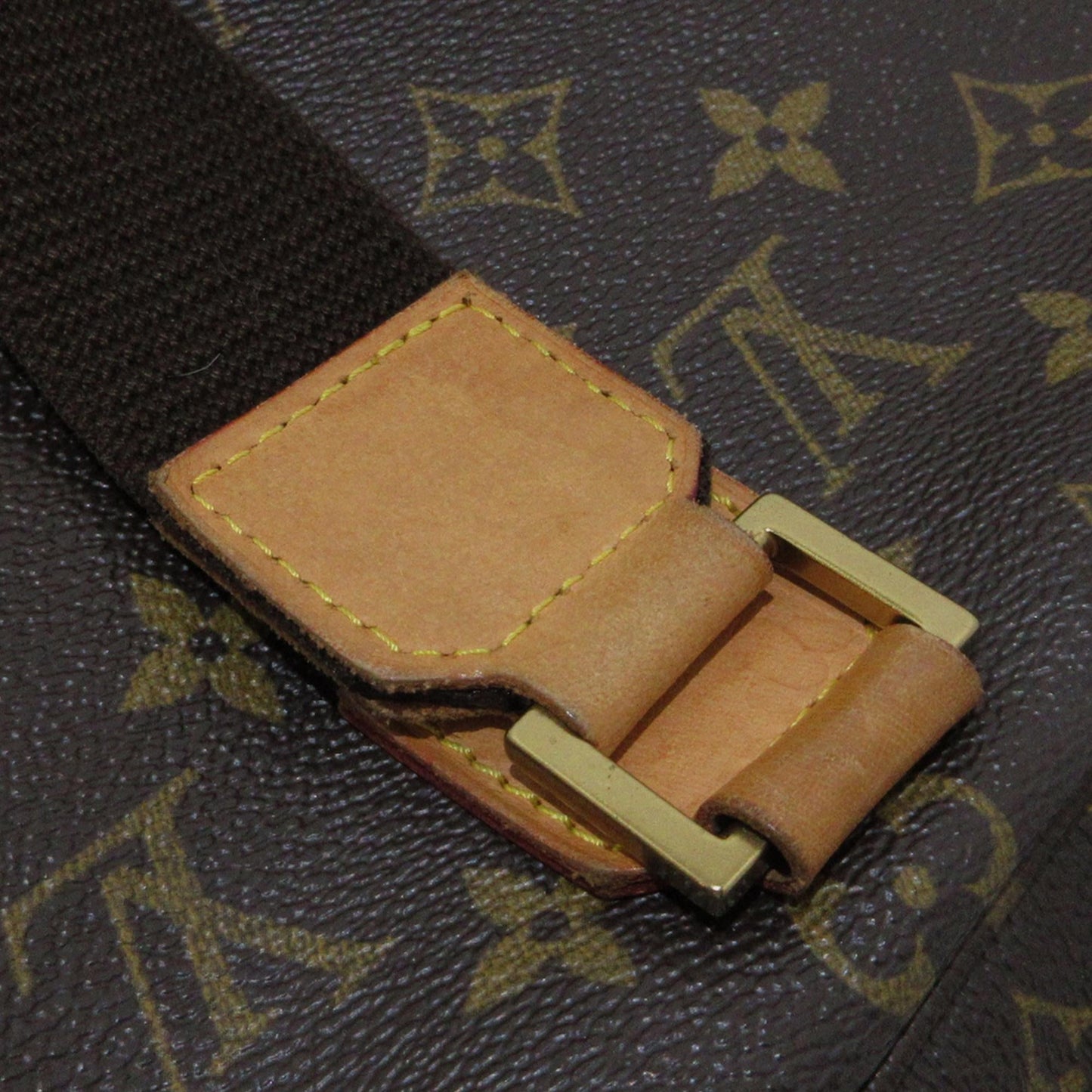 Louis Vuitton Monogram Sac Bosphore (SHG-E4TAgo)