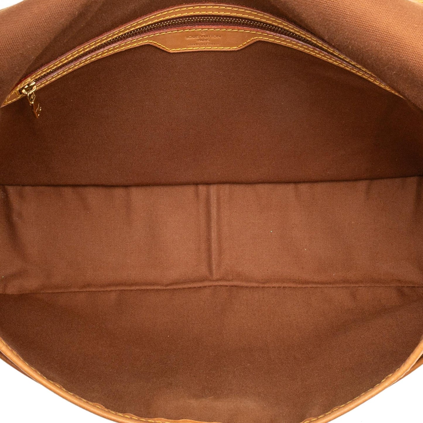 Louis Vuitton Monogram Sac Gibeciere GM