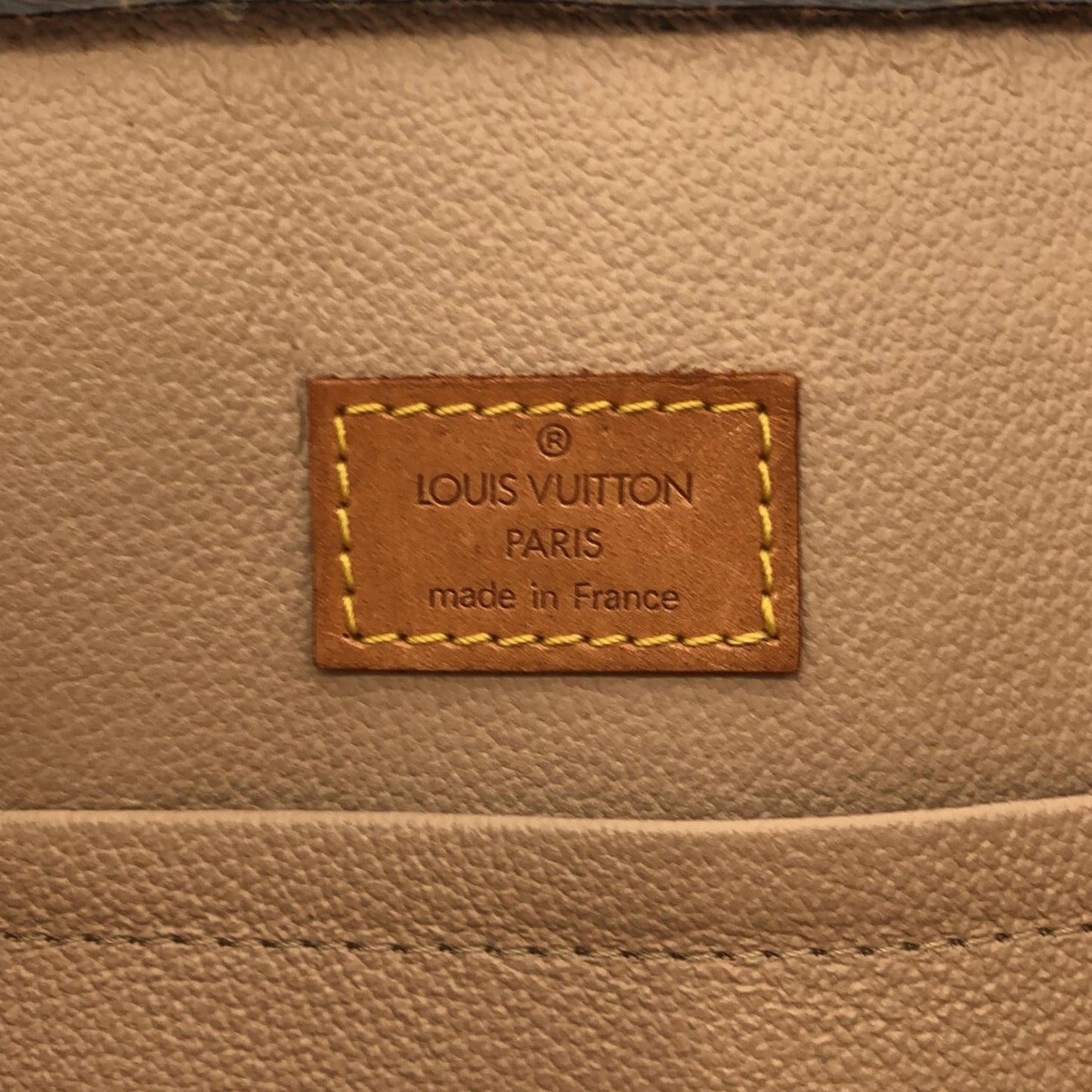 Louis Vuitton Monogram Sac Plat (SHG-lRVuHv)