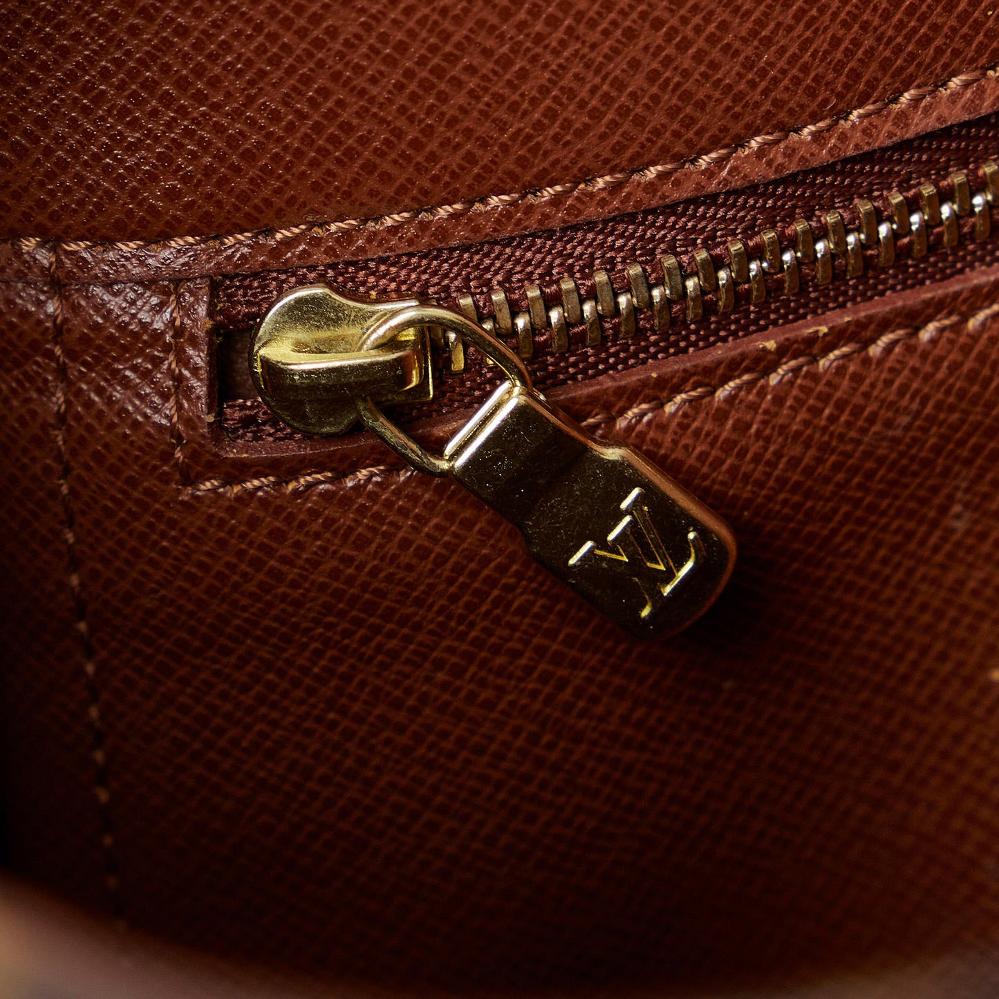 Louis Vuitton Monogram Saint Cloud GM (SHG-3Im7tS)