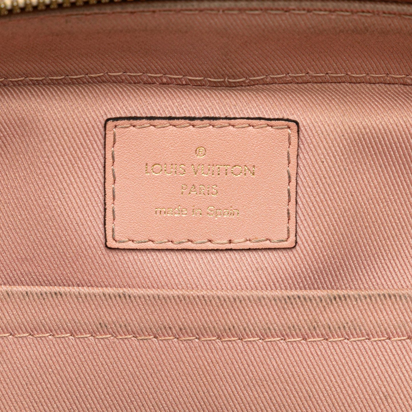 Louis Vuitton Monogram Saintonge