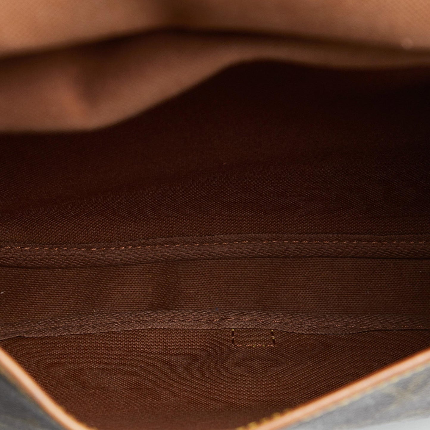 Louis Vuitton Monogram Saumur 25 (SHG-cCilKm)
