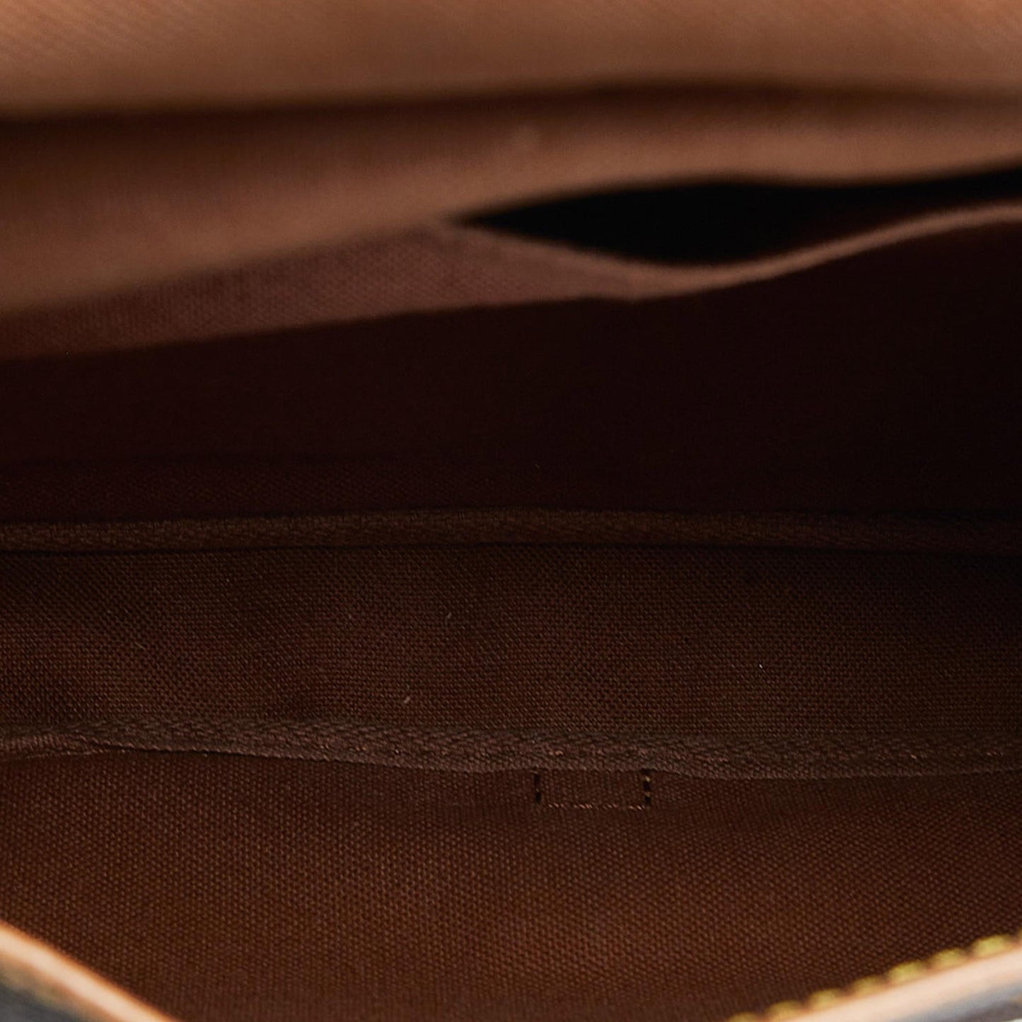 Louis Vuitton Monogram Saumur 25 (SHG-cCilKm)