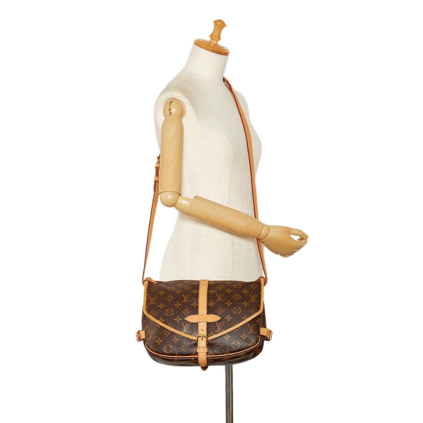 Louis Vuitton Monogram Saumur 25 (SHG-IeZ7vG)